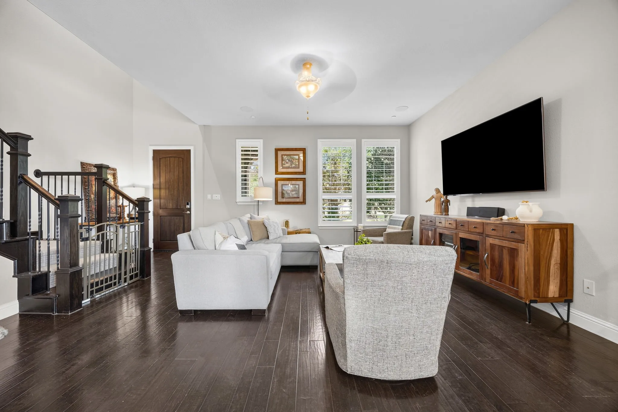 Single Family Residence For Sale in Collin County , 1325 Bailey Lane, Allen, Texas 75013, 3 Bedroom, 3 Bathroom, 2 Garage spaces, 2,367 Sqft, built in 2018, mls#21350985, Real Estate Agent in Allen, Homes For Sale in Collin county, Homes For Sale in Allen, Realtor in Allen Texas, Real Estate Brokerage Independent Realty Texas, Luminita Cordes Realtor