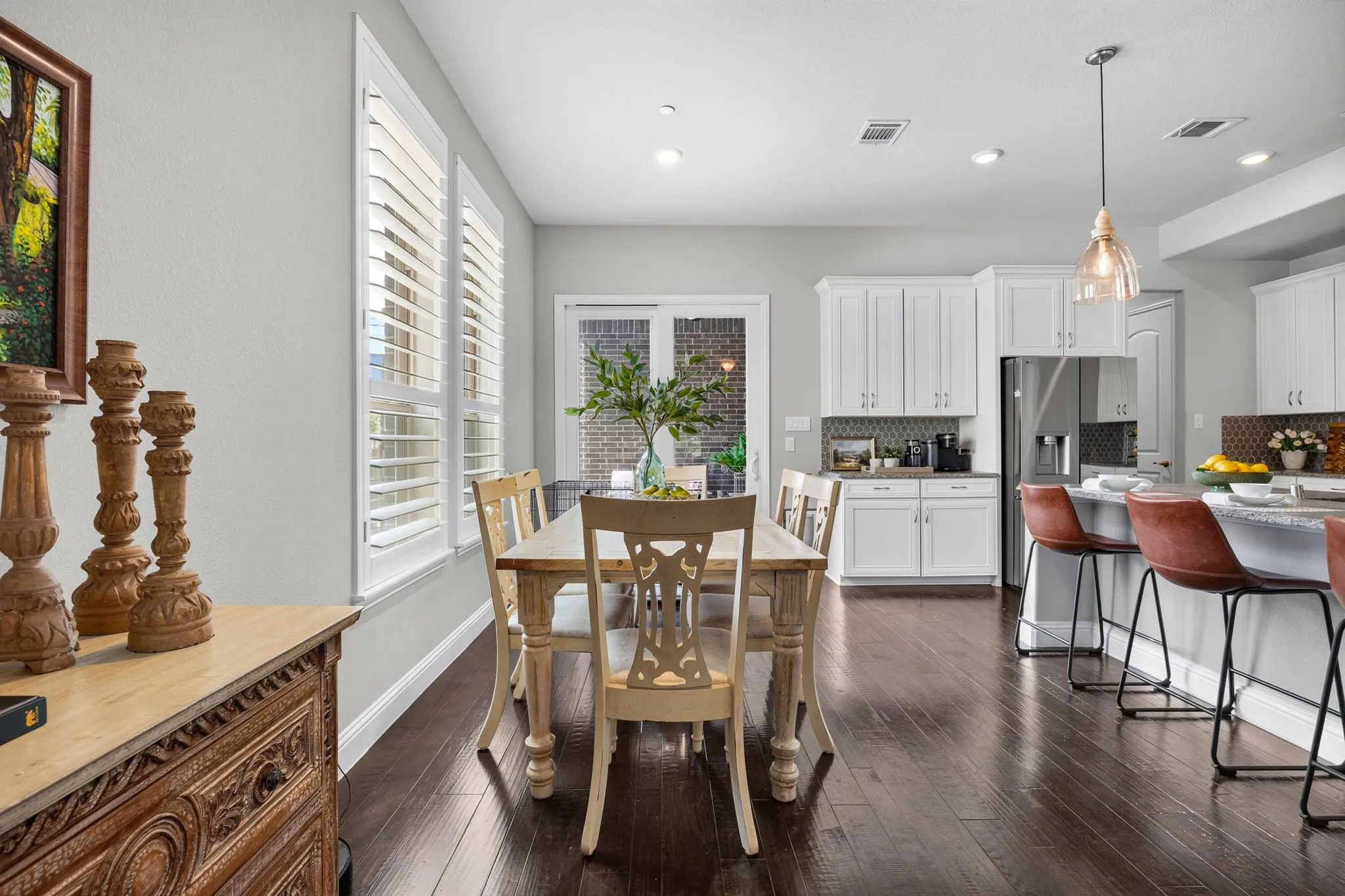 Single Family Residence For Sale in Collin County , 1325 Bailey Lane, Allen, Texas 75013, 3 Bedroom, 3 Bathroom, 2 Garage spaces, 2,367 Sqft, built in 2018, mls#21350985, Real Estate Agent in Allen, Homes For Sale in Collin county, Homes For Sale in Allen, Realtor in Allen Texas, Real Estate Brokerage Independent Realty Texas, Luminita Cordes Realtor