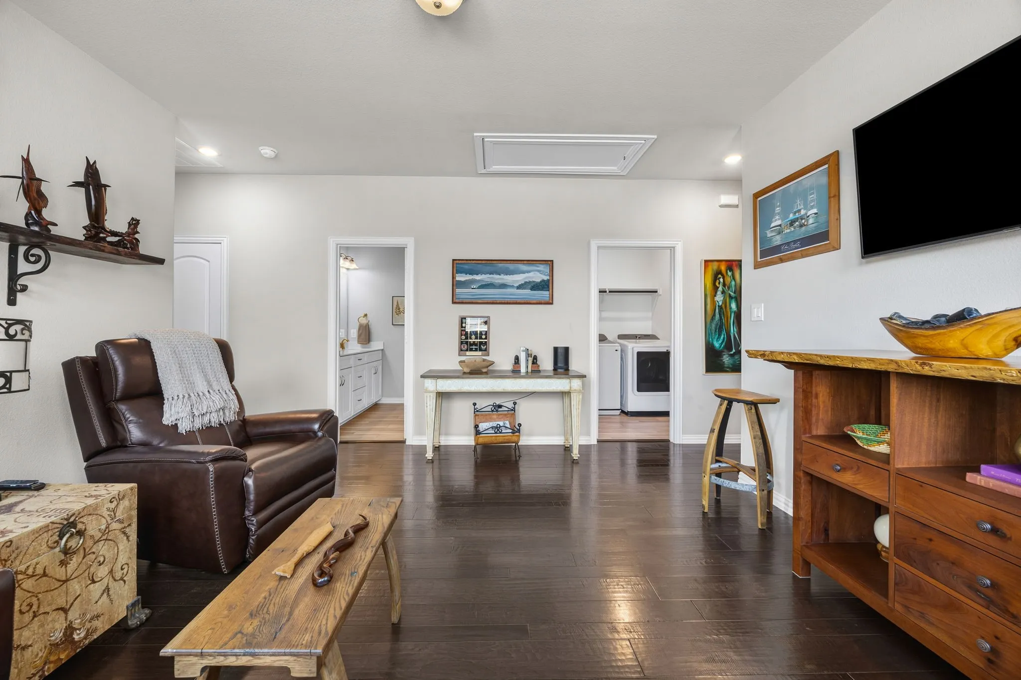 Single Family Residence For Sale in Collin County , 1325 Bailey Lane, Allen, Texas 75013, 3 Bedroom, 3 Bathroom, 2 Garage spaces, 2,367 Sqft, built in 2018, mls#21350985, Real Estate Agent in Allen, Homes For Sale in Collin county, Homes For Sale in Allen, Realtor in Allen Texas, Real Estate Brokerage Independent Realty Texas, Luminita Cordes Realtor