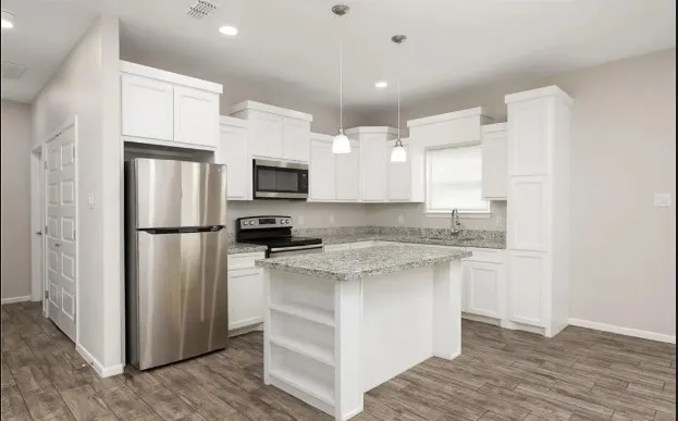 Quadruplex For Sale in Hidalgo County , 904 N Kentucky Street, Alton, Texas 78573, 10 Bedroom, 8 Bathroom, Garage spaces, 0 Sqft, built in 2022, mls#21352762, Real Estate Agent in Alton, Homes For Sale in Hidalgo county, Homes For Sale in Alton, Realtor in Alton Texas, Real Estate Brokerage Independent Realty Texas, Luminita Cordes Realtor