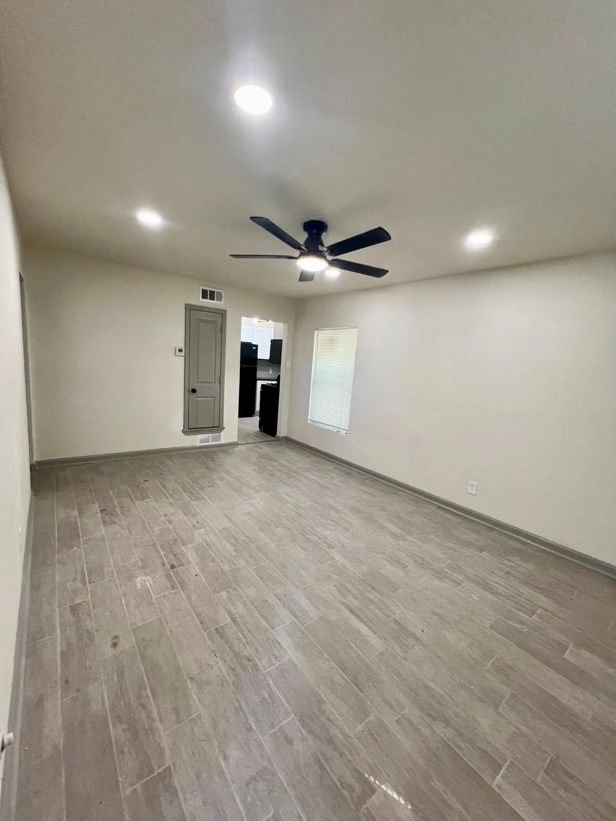 Duplex For Sale in Dallas County , 1507 Maple Drive, Garland, Texas 75042, 4 Bedroom, 2 Bathroom, Garage spaces, 0 Sqft, built in 1948, Price $320,000, mls#21351589, Real Estate Agent in Garland, Homes For Sale in Dallas county, Homes For Sale in Garland, Realtor in Garland Texas, Real Estate Brokerage Independent Realty Texas, Luminita Cordes Realtor