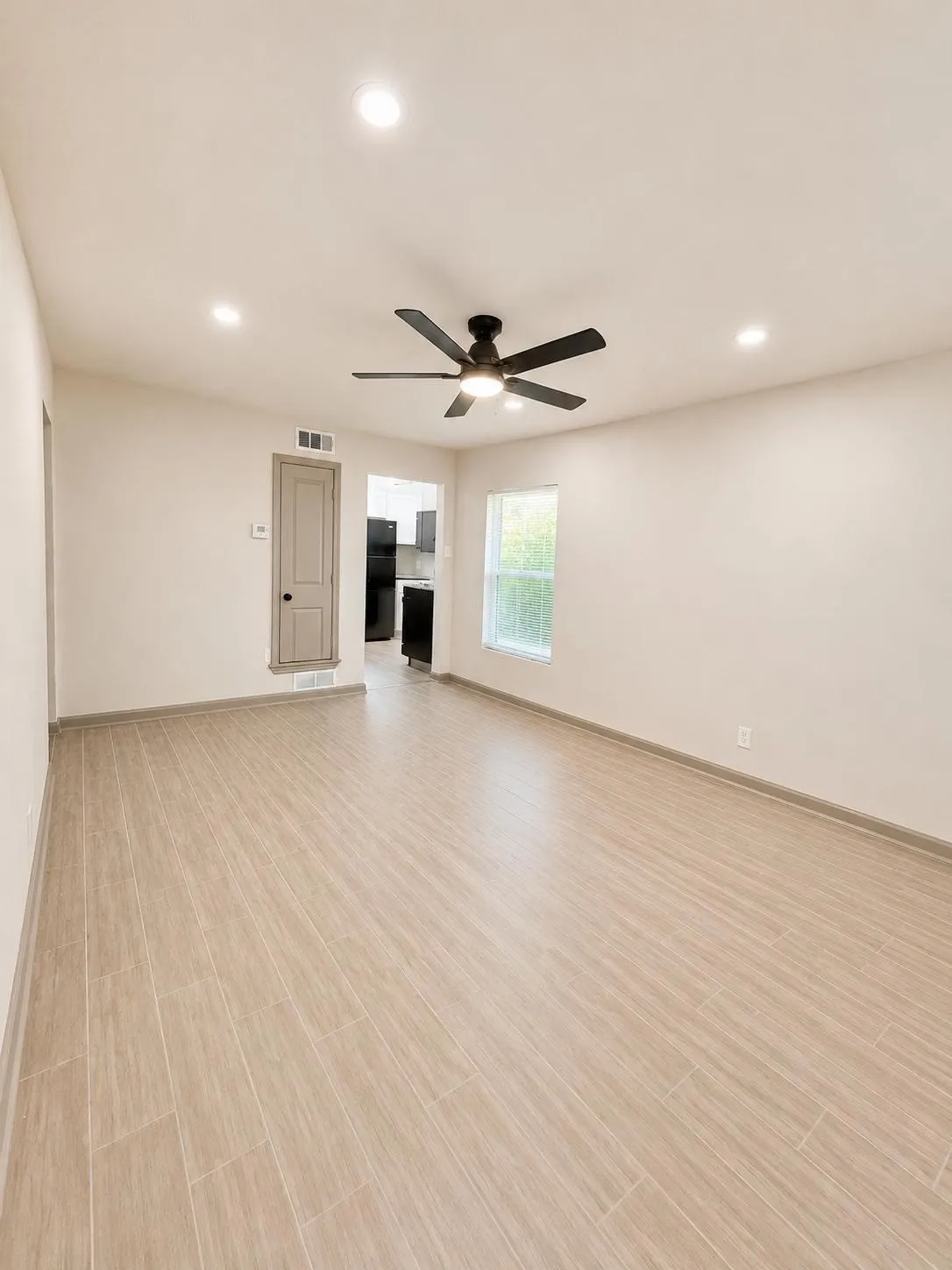 Duplex For Sale in Dallas County , 1507 Maple Drive, Garland, Texas 75042, 4 Bedroom, 2 Bathroom, Garage spaces, 0 Sqft, built in 1948, Price $320,000, mls#21351589, Real Estate Agent in Garland, Homes For Sale in Dallas county, Homes For Sale in Garland, Realtor in Garland Texas, Real Estate Brokerage Independent Realty Texas, Luminita Cordes Realtor