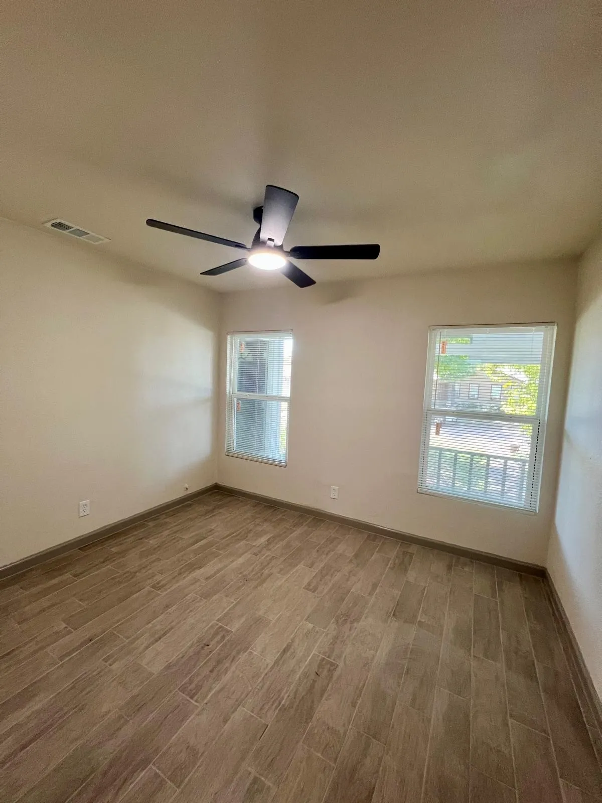 Duplex For Sale in Dallas County , 1507 Maple Drive, Garland, Texas 75042, 4 Bedroom, 2 Bathroom, Garage spaces, 0 Sqft, built in 1948, Price $320,000, mls#21351589, Real Estate Agent in Garland, Homes For Sale in Dallas county, Homes For Sale in Garland, Realtor in Garland Texas, Real Estate Brokerage Independent Realty Texas, Luminita Cordes Realtor