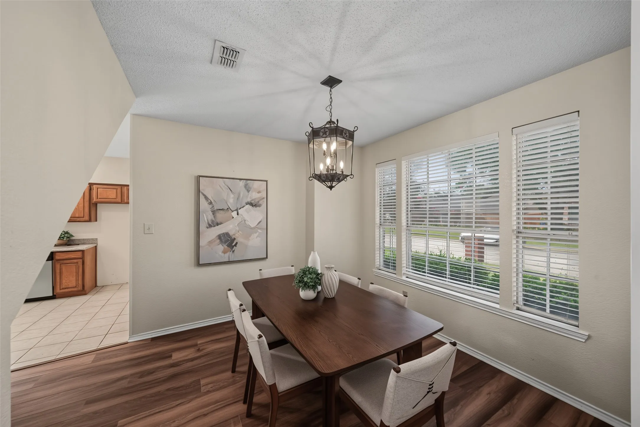 Single Family Residence For Sale in Tarrant County , 8112 Fireside Drive, North Richland Hills, Texas 76182, 4 Bedroom, 3 Bathroom, 2 Garage spaces, 2,113 Sqft, built in 1989, mls#21352368, Real Estate Agent in North Richland Hills, Homes For Sale in Tarrant county, Homes For Sale in North Richland Hills, Realtor in North Richland Hills Texas, Real Estate Brokerage Independent Realty Texas, Luminita Cordes Realtor