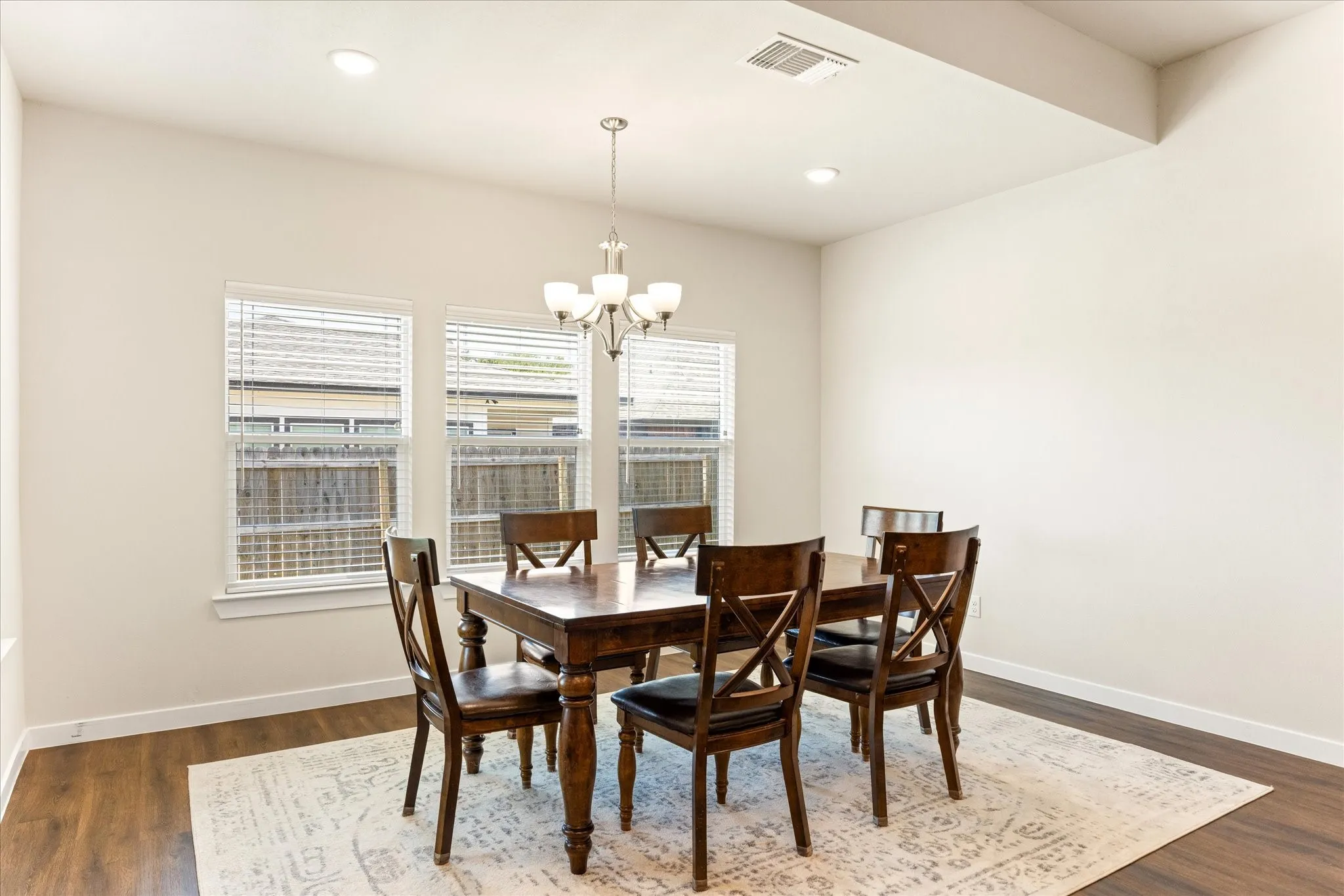 Single Family Residence For Sale in Hood County , 3805 Sage Court, Granbury, Texas 76048, 4 Bedroom, 3 Bathroom, 2 Garage spaces, 2,423 Sqft, built in 2022, mls#21344975, Real Estate Agent in Granbury, Homes For Sale in Hood county, Homes For Sale in Granbury, Realtor in Granbury Texas, Real Estate Brokerage Independent Realty Texas, Luminita Cordes Realtor