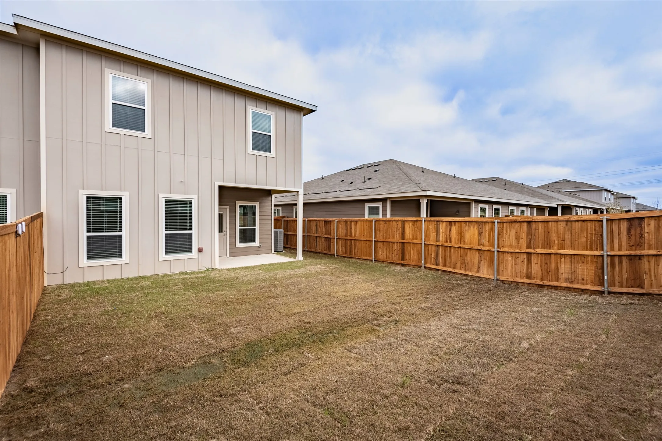 Duplex For Rent in Ellis County , 644 Wheatfield Drive, Venus, Texas 76084, 4 Bedroom, 3 Bathroom, 2 Garage spaces, 1,926 Sqft, built in 2023, mls#21352939, Real Estate Agent in Venus, Homes For Rent in Ellis county, Homes For Rent in Venus, Realtor in Venus Texas, Real Estate Brokerage Independent Realty Texas, Luminita Cordes Realtor