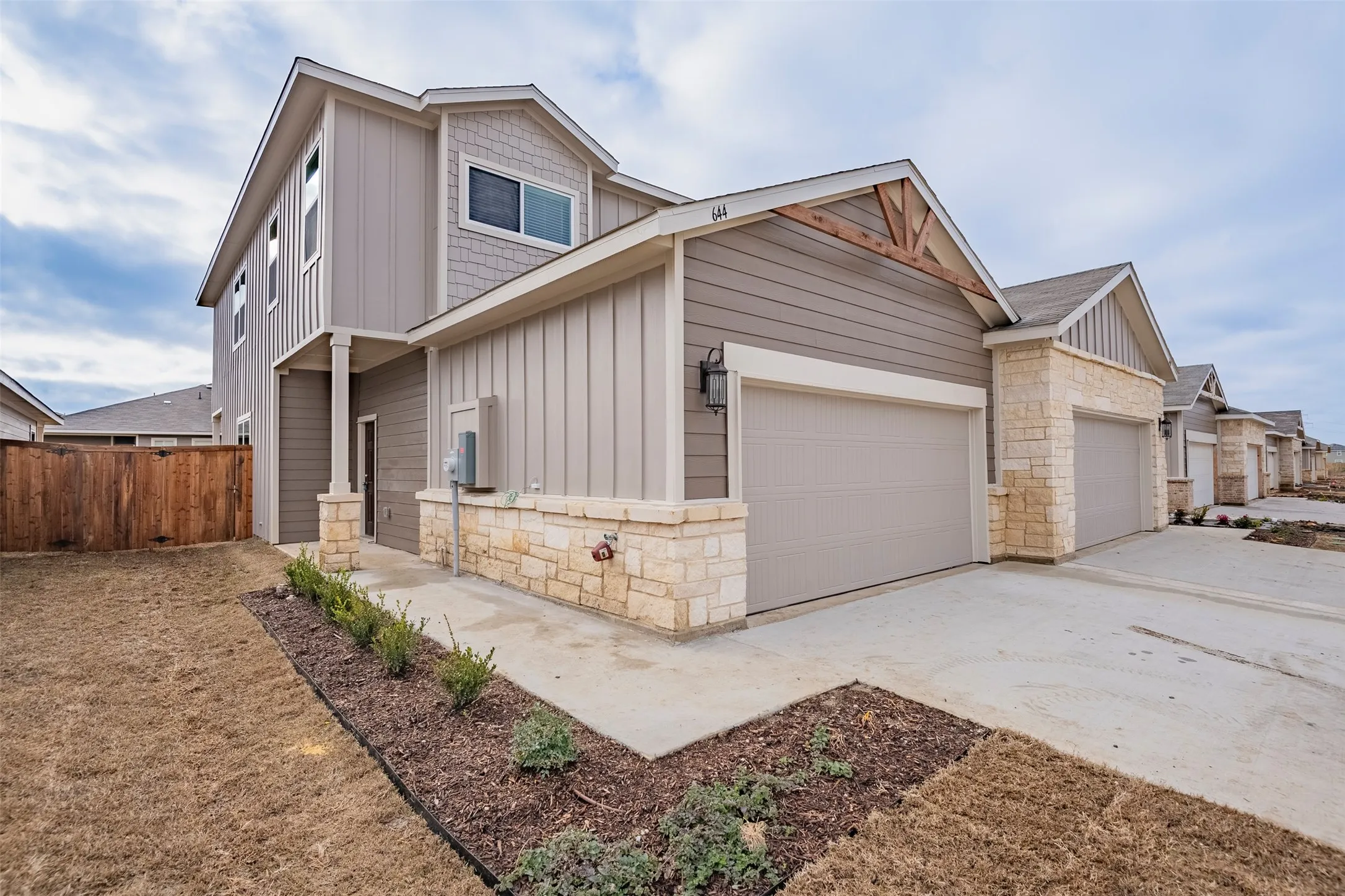 Duplex For Rent in Ellis County , 644 Wheatfield Drive, Venus, Texas 76084, 4 Bedroom, 3 Bathroom, 2 Garage spaces, 1,926 Sqft, built in 2023, mls#21352939, Real Estate Agent in Venus, Homes For Rent in Ellis county, Homes For Rent in Venus, Realtor in Venus Texas, Real Estate Brokerage Independent Realty Texas, Luminita Cordes Realtor