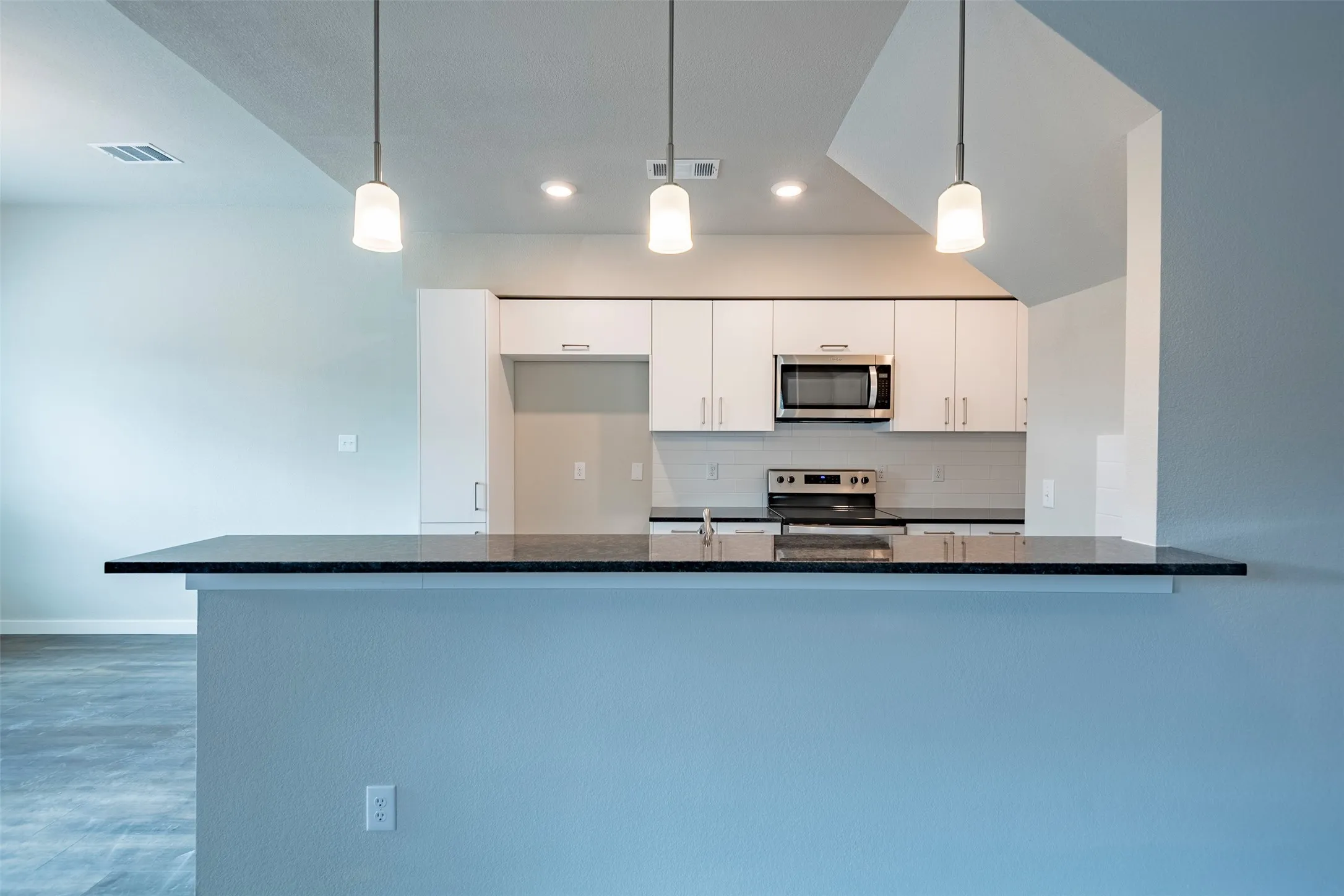 Duplex For Rent in Ellis County , 644 Wheatfield Drive, Venus, Texas 76084, 4 Bedroom, 3 Bathroom, 2 Garage spaces, 1,926 Sqft, built in 2023, mls#21352939, Real Estate Agent in Venus, Homes For Rent in Ellis county, Homes For Rent in Venus, Realtor in Venus Texas, Real Estate Brokerage Independent Realty Texas, Luminita Cordes Realtor