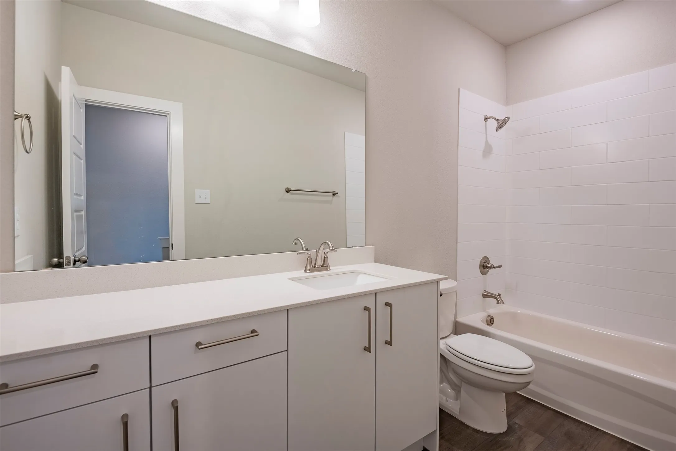 Duplex For Rent in Ellis County , 644 Wheatfield Drive, Venus, Texas 76084, 4 Bedroom, 3 Bathroom, 2 Garage spaces, 1,926 Sqft, built in 2023, mls#21352939, Real Estate Agent in Venus, Homes For Rent in Ellis county, Homes For Rent in Venus, Realtor in Venus Texas, Real Estate Brokerage Independent Realty Texas, Luminita Cordes Realtor