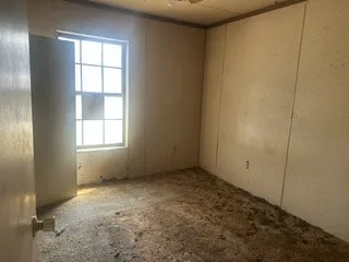 Single Family Residence For Sale in Mc Lennan County , 163 Marcy Lane, Lorena, Texas 76655, 1 Bedroom, 1 Bathroom, Garage spaces, 720 Sqft, built in 1987, mls#21352131, Real Estate Agent in Lorena, Homes For Sale in Mc Lennan county, Homes For Sale in Lorena, Realtor in Lorena Texas, Real Estate Brokerage Independent Realty Texas, Luminita Cordes Realtor
