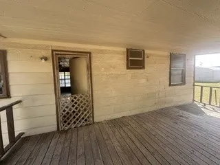 Single Family Residence For Sale in Mc Lennan County , 163 Marcy Lane, Lorena, Texas 76655, 1 Bedroom, 1 Bathroom, Garage spaces, 720 Sqft, built in 1987, mls#21352131, Real Estate Agent in Lorena, Homes For Sale in Mc Lennan county, Homes For Sale in Lorena, Realtor in Lorena Texas, Real Estate Brokerage Independent Realty Texas, Luminita Cordes Realtor