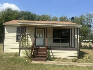 Single Family Residence For Sale in Mc Lennan County , 163 Marcy Lane, Lorena, Texas 76655, 1 Bedroom, 1 Bathroom, Garage spaces, 720 Sqft, built in 1987, mls#21352131, Real Estate Agent in Lorena, Homes For Sale in Mc Lennan county, Homes For Sale in Lorena, Realtor in Lorena Texas, Real Estate Brokerage Independent Realty Texas, Luminita Cordes Realtor