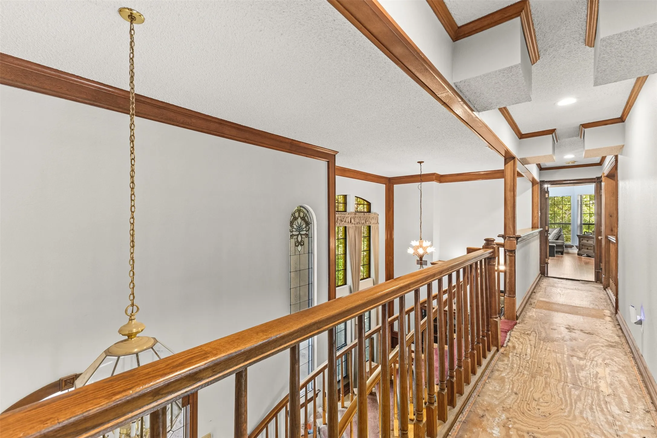 Single Family Residence For Sale in Dallas County , 1190 Whispering Oaks Drive, De Soto, Texas 75115, 3 Bedroom, 4 Bathroom, 2 Garage spaces, 3,437 Sqft, built in 1984, mls#21325712, Real Estate Agent in De Soto, Homes For Sale in Dallas county, Homes For Sale in De Soto, Realtor in De Soto Texas, Real Estate Brokerage Independent Realty Texas, Luminita Cordes Realtor