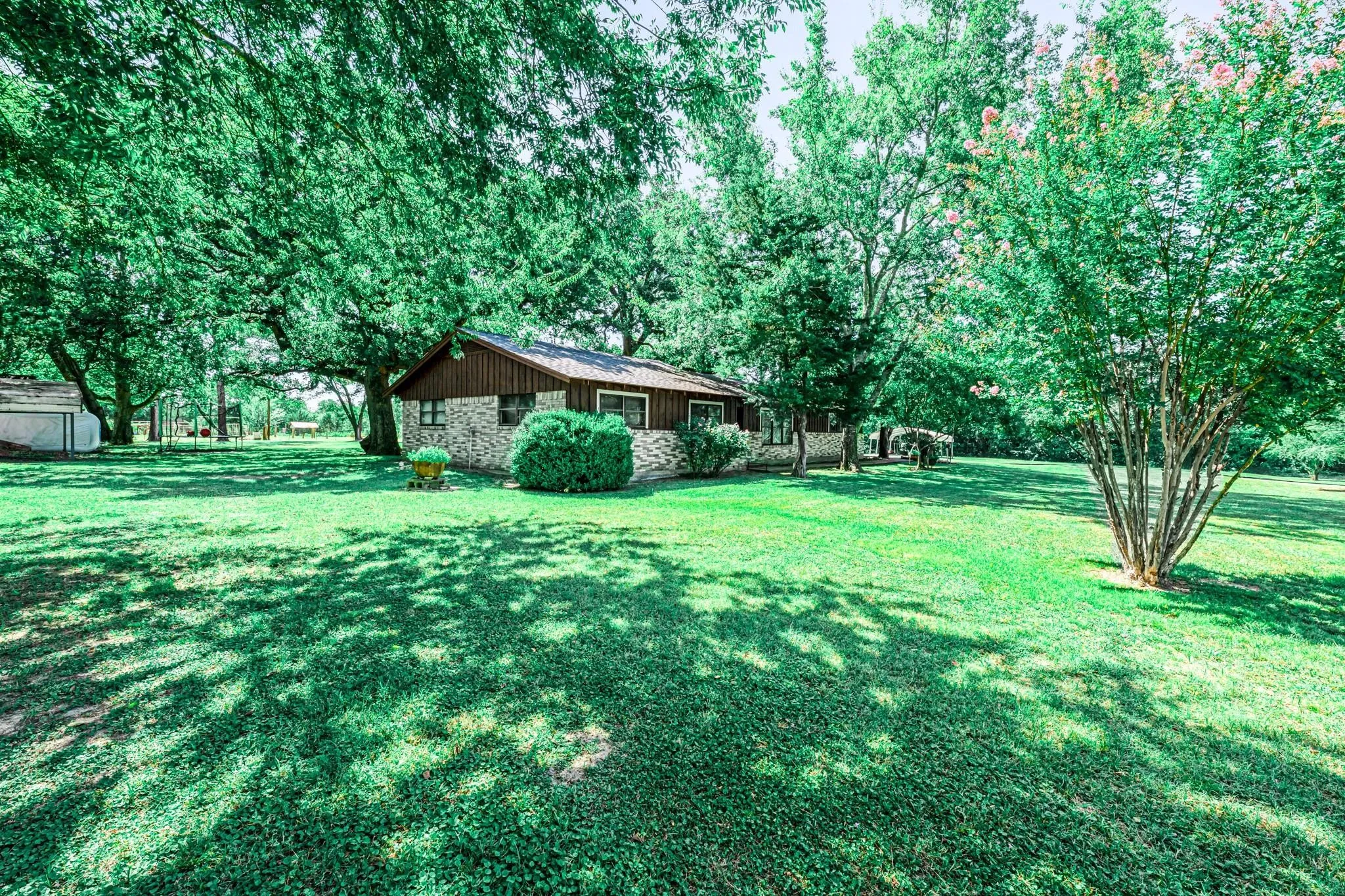 Farm For Sale in Hunt County , 2341 FM 2649, Lone Oak, Texas 75453, 3 Bedroom, 2 Bathroom, 2 Garage spaces, 1,556 Sqft, built in 1970, mls#21342891, Real Estate Agent in Lone Oak, Homes For Sale in Hunt county, Homes For Sale in Lone Oak, Realtor in Lone Oak Texas, Real Estate Brokerage Independent Realty Texas, Luminita Cordes Realtor