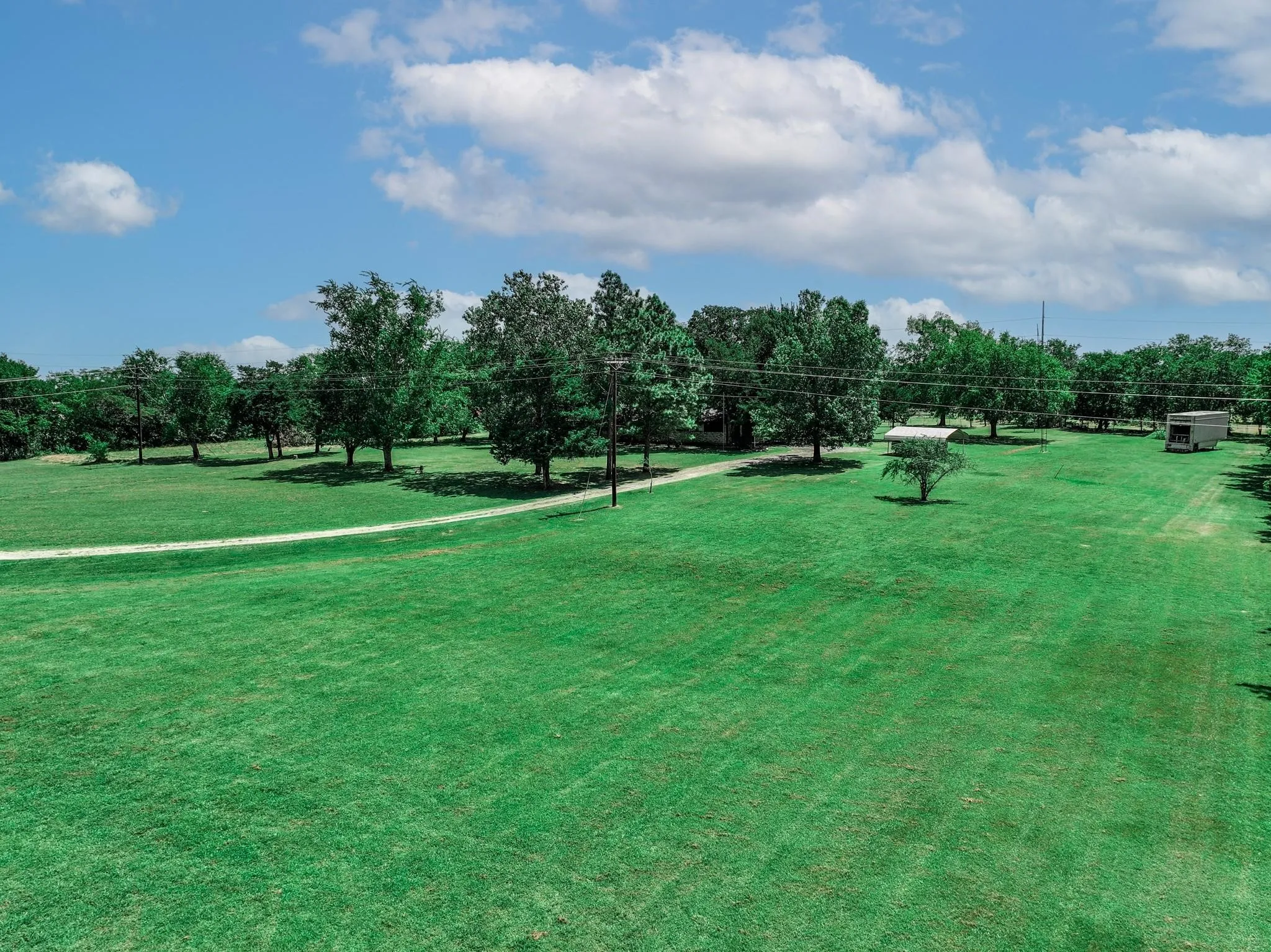 Farm For Sale in Hunt County , 2341 FM 2649, Lone Oak, Texas 75453, 3 Bedroom, 2 Bathroom, 2 Garage spaces, 1,556 Sqft, built in 1970, mls#21342891, Real Estate Agent in Lone Oak, Homes For Sale in Hunt county, Homes For Sale in Lone Oak, Realtor in Lone Oak Texas, Real Estate Brokerage Independent Realty Texas, Luminita Cordes Realtor
