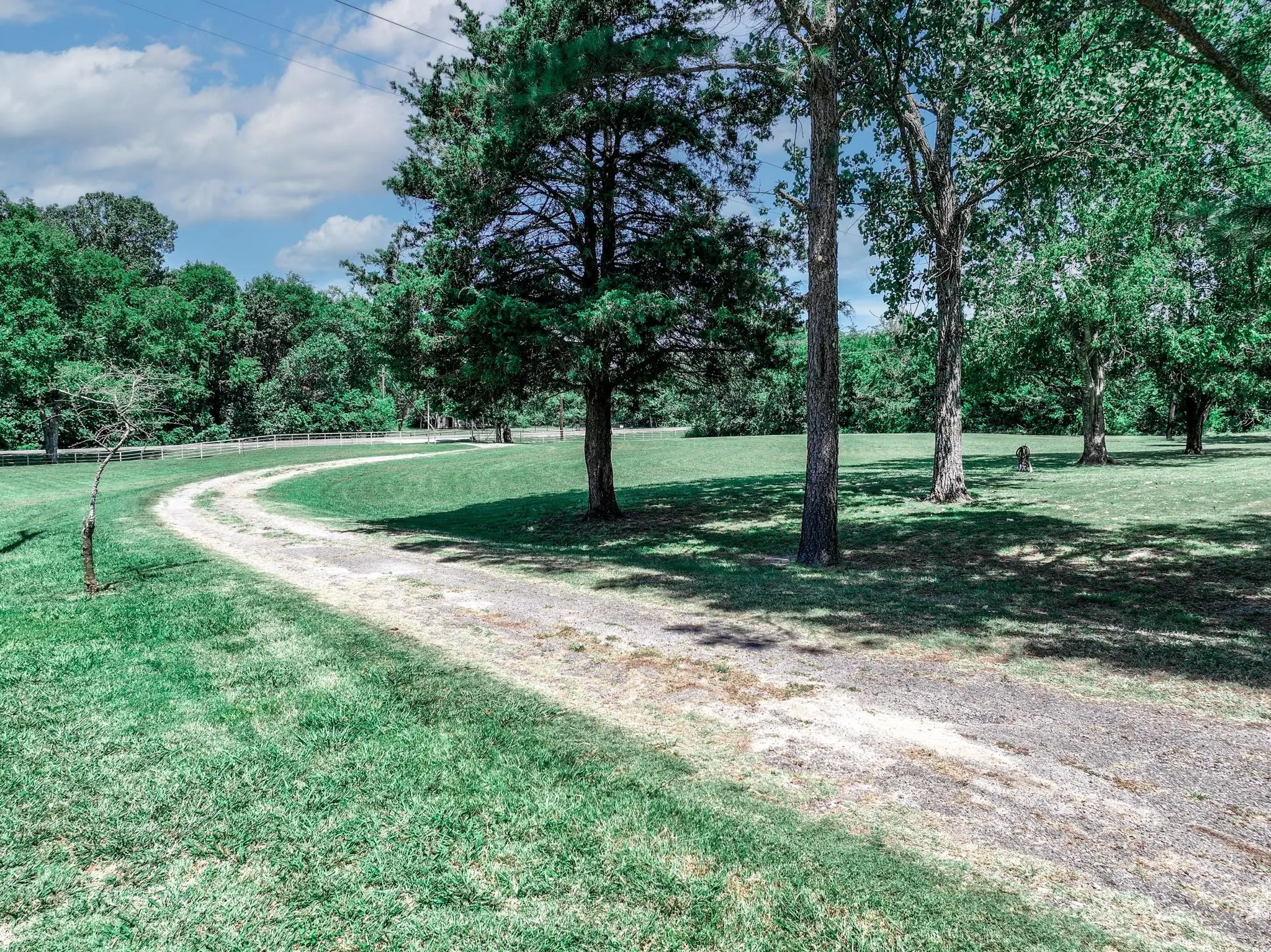 Farm For Sale in Hunt County , 2341 FM 2649, Lone Oak, Texas 75453, 3 Bedroom, 2 Bathroom, 2 Garage spaces, 1,556 Sqft, built in 1970, mls#21342891, Real Estate Agent in Lone Oak, Homes For Sale in Hunt county, Homes For Sale in Lone Oak, Realtor in Lone Oak Texas, Real Estate Brokerage Independent Realty Texas, Luminita Cordes Realtor