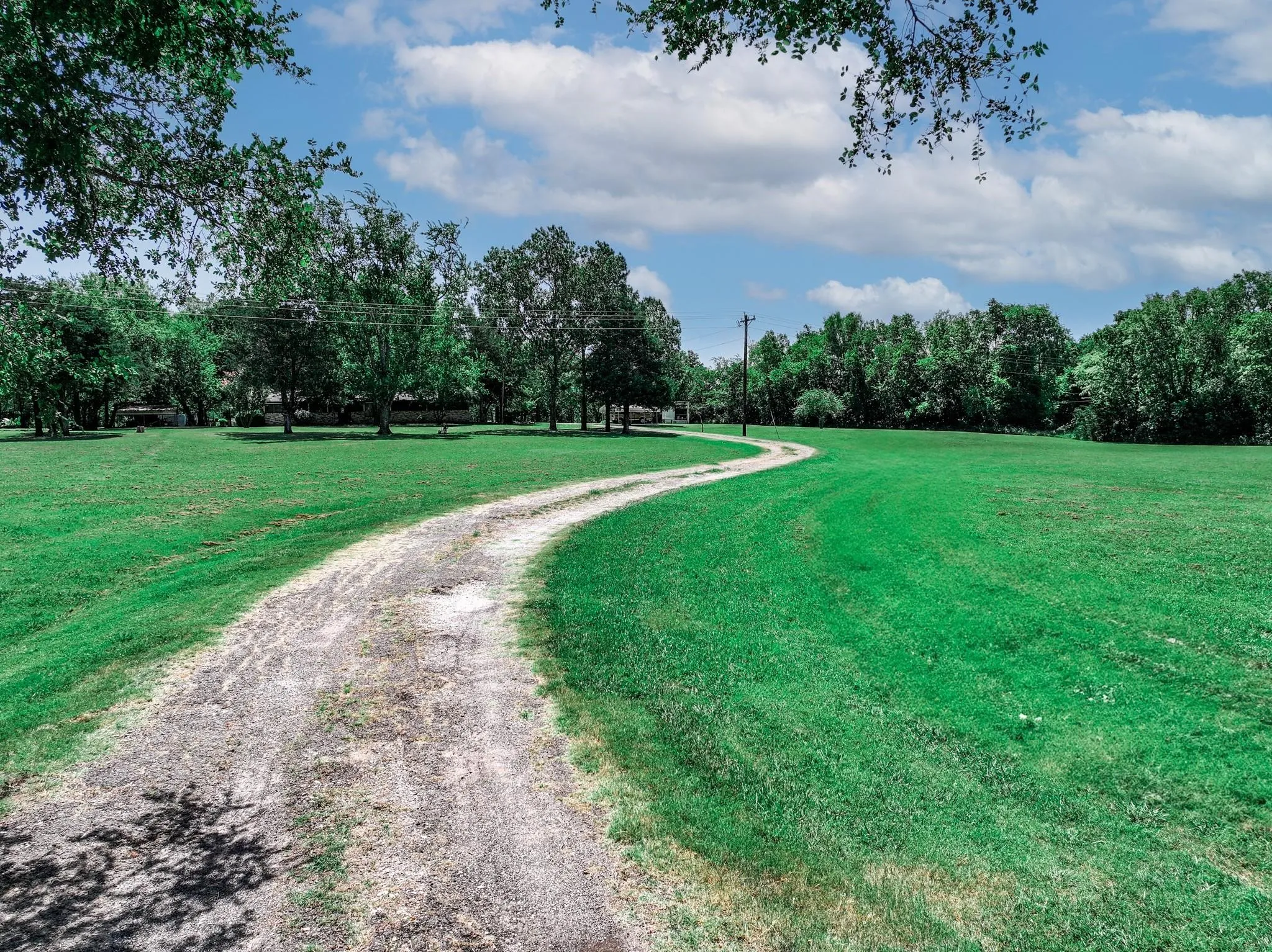 Farm For Sale in Hunt County , 2341 FM 2649, Lone Oak, Texas 75453, 3 Bedroom, 2 Bathroom, 2 Garage spaces, 1,556 Sqft, built in 1970, mls#21342891, Real Estate Agent in Lone Oak, Homes For Sale in Hunt county, Homes For Sale in Lone Oak, Realtor in Lone Oak Texas, Real Estate Brokerage Independent Realty Texas, Luminita Cordes Realtor