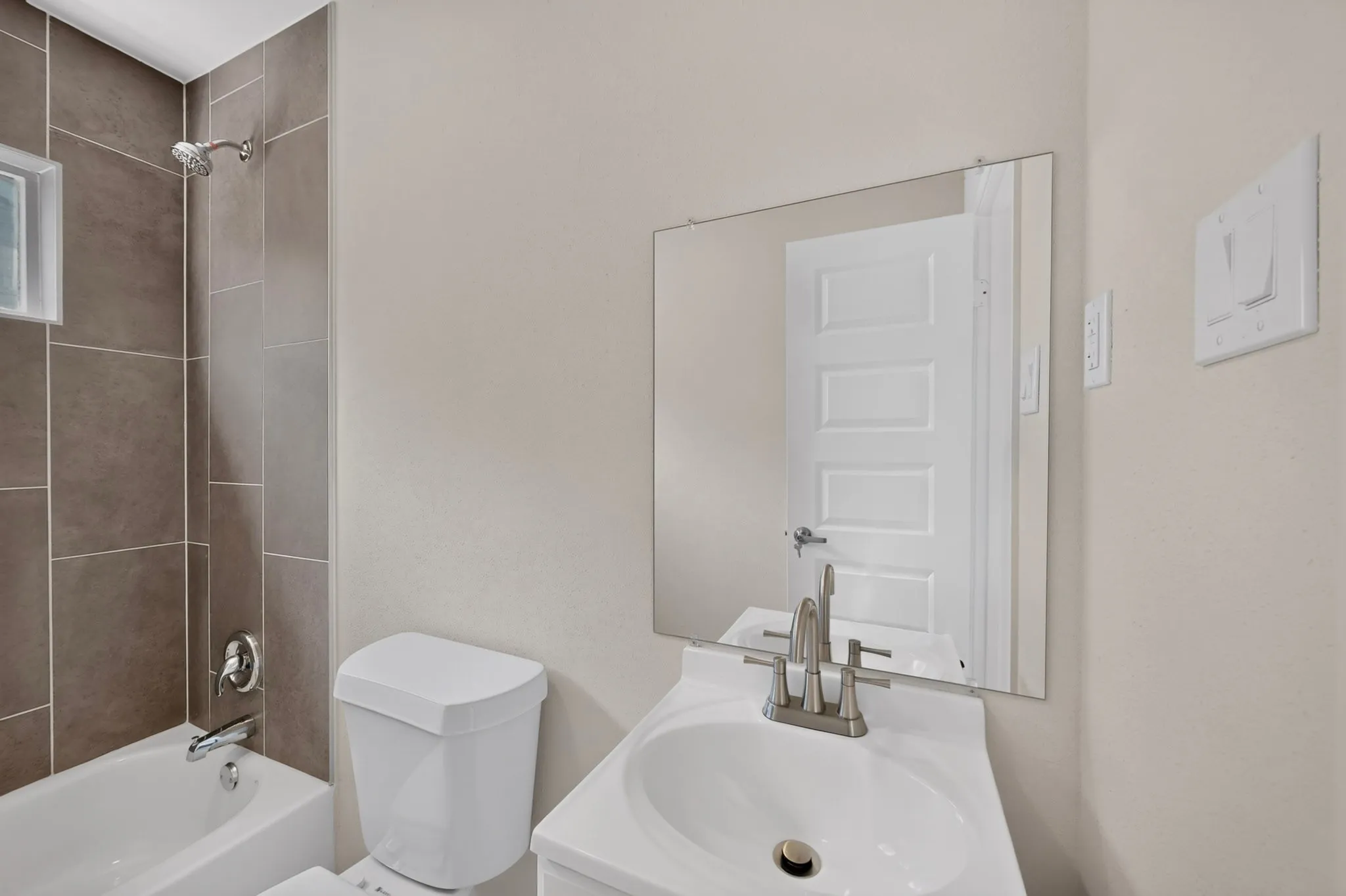 Single Family Residence For Sale in Dallas County , 4911 Sandra Lynn Drive, Mesquite, Texas 75150, 4 Bedroom, 2 Bathroom, Garage spaces, 1,416 Sqft, built in 1960, mls#21351351, Real Estate Agent in Mesquite, Homes For Sale in Dallas county, Homes For Sale in Mesquite, Realtor in Mesquite Texas, Real Estate Brokerage Independent Realty Texas, Luminita Cordes Realtor