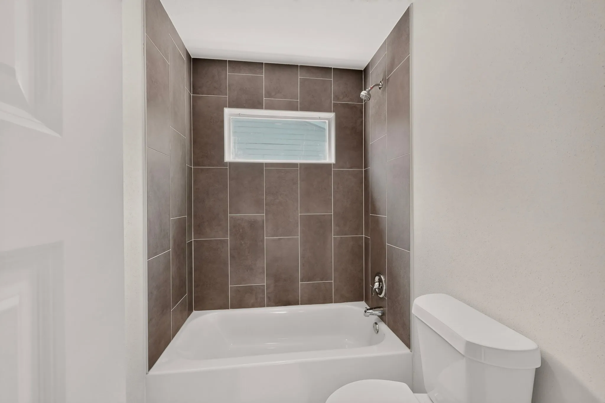 Single Family Residence For Sale in Dallas County , 4911 Sandra Lynn Drive, Mesquite, Texas 75150, 4 Bedroom, 2 Bathroom, Garage spaces, 1,416 Sqft, built in 1960, mls#21351351, Real Estate Agent in Mesquite, Homes For Sale in Dallas county, Homes For Sale in Mesquite, Realtor in Mesquite Texas, Real Estate Brokerage Independent Realty Texas, Luminita Cordes Realtor