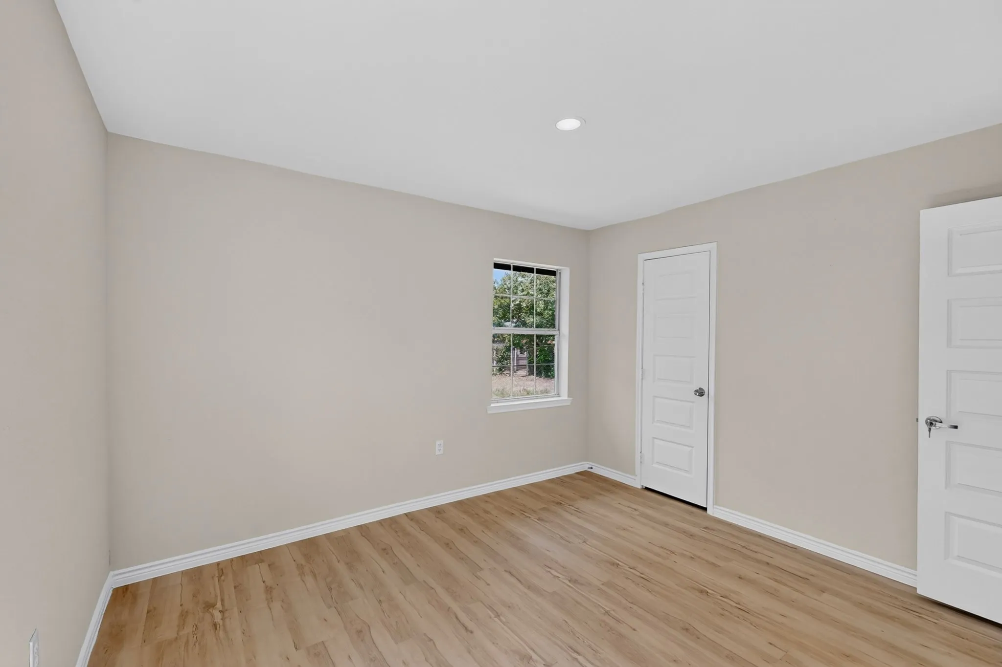 Single Family Residence For Sale in Dallas County , 4911 Sandra Lynn Drive, Mesquite, Texas 75150, 4 Bedroom, 2 Bathroom, Garage spaces, 1,416 Sqft, built in 1960, mls#21351351, Real Estate Agent in Mesquite, Homes For Sale in Dallas county, Homes For Sale in Mesquite, Realtor in Mesquite Texas, Real Estate Brokerage Independent Realty Texas, Luminita Cordes Realtor