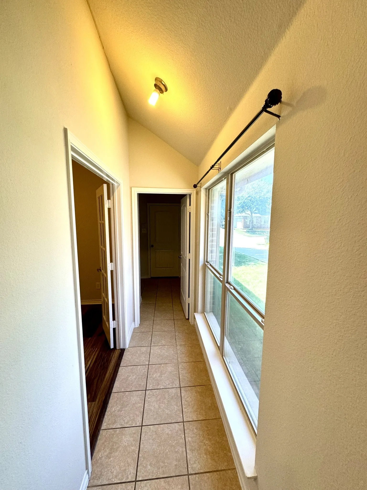 Single Family Residence For Rent in Collin County , 1703 Stonewick Drive, Allen, Texas 75002, 3 Bedroom, 2 Bathroom, 2 Garage spaces, 2,088 Sqft, built in 2008, mls#21351821, Real Estate Agent in Allen, Homes For Rent in Collin county, Homes For Rent in Allen, Realtor in Allen Texas, Real Estate Brokerage Independent Realty Texas, Luminita Cordes Realtor