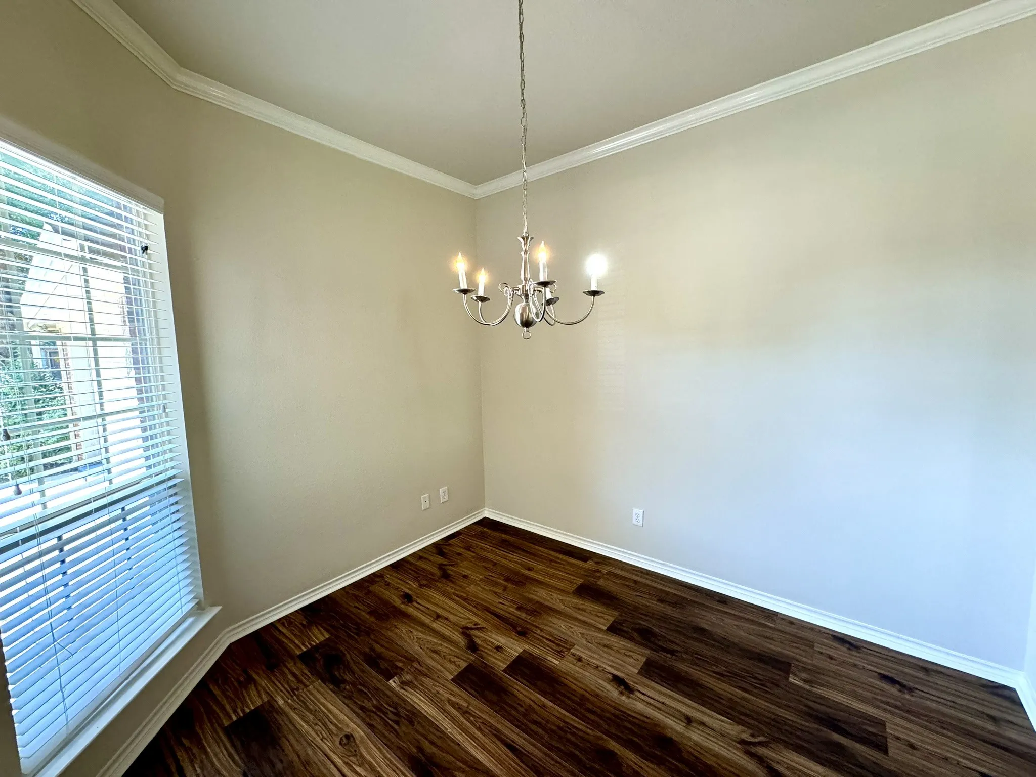 Single Family Residence For Rent in Collin County , 1703 Stonewick Drive, Allen, Texas 75002, 3 Bedroom, 2 Bathroom, 2 Garage spaces, 2,088 Sqft, built in 2008, mls#21351821, Real Estate Agent in Allen, Homes For Rent in Collin county, Homes For Rent in Allen, Realtor in Allen Texas, Real Estate Brokerage Independent Realty Texas, Luminita Cordes Realtor