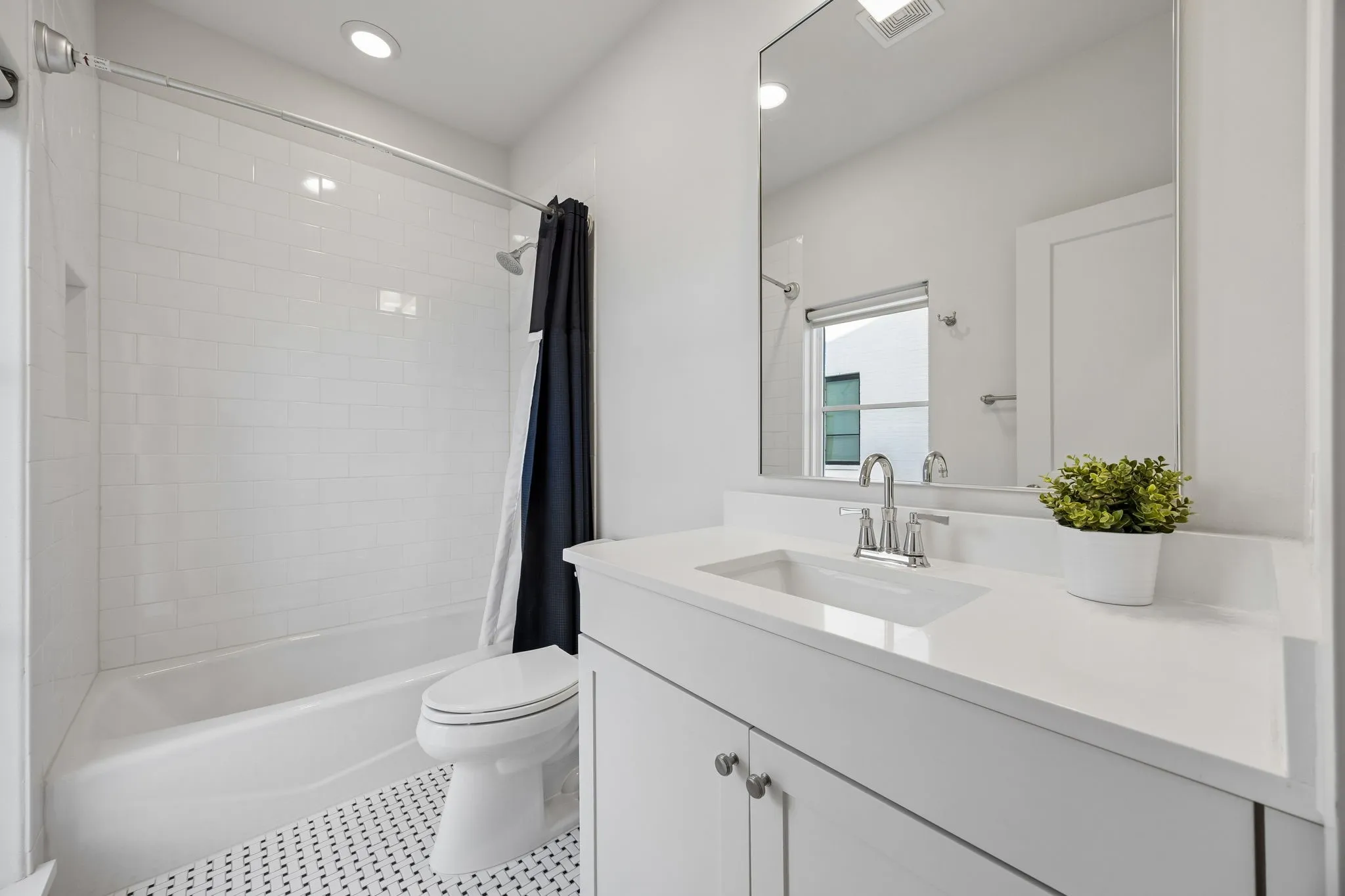 Condominium For Rent in Dallas County , 2715 Kimsey Drive 102, Dallas, Texas 75235, 2 Bedrooms, 3 Bathrooms, 2 Garage spaces, 1,888 Sqft, built in 2020, Price $4,500, mls#21335927, Real Estate Agent in Dallas, Homes For Rent in Dallas county, Homes For Rent in Dallas, Realtor in Dallas Texas, Real Estate Brokerage Independent Realty Texas, Luminita Cordes Realtor