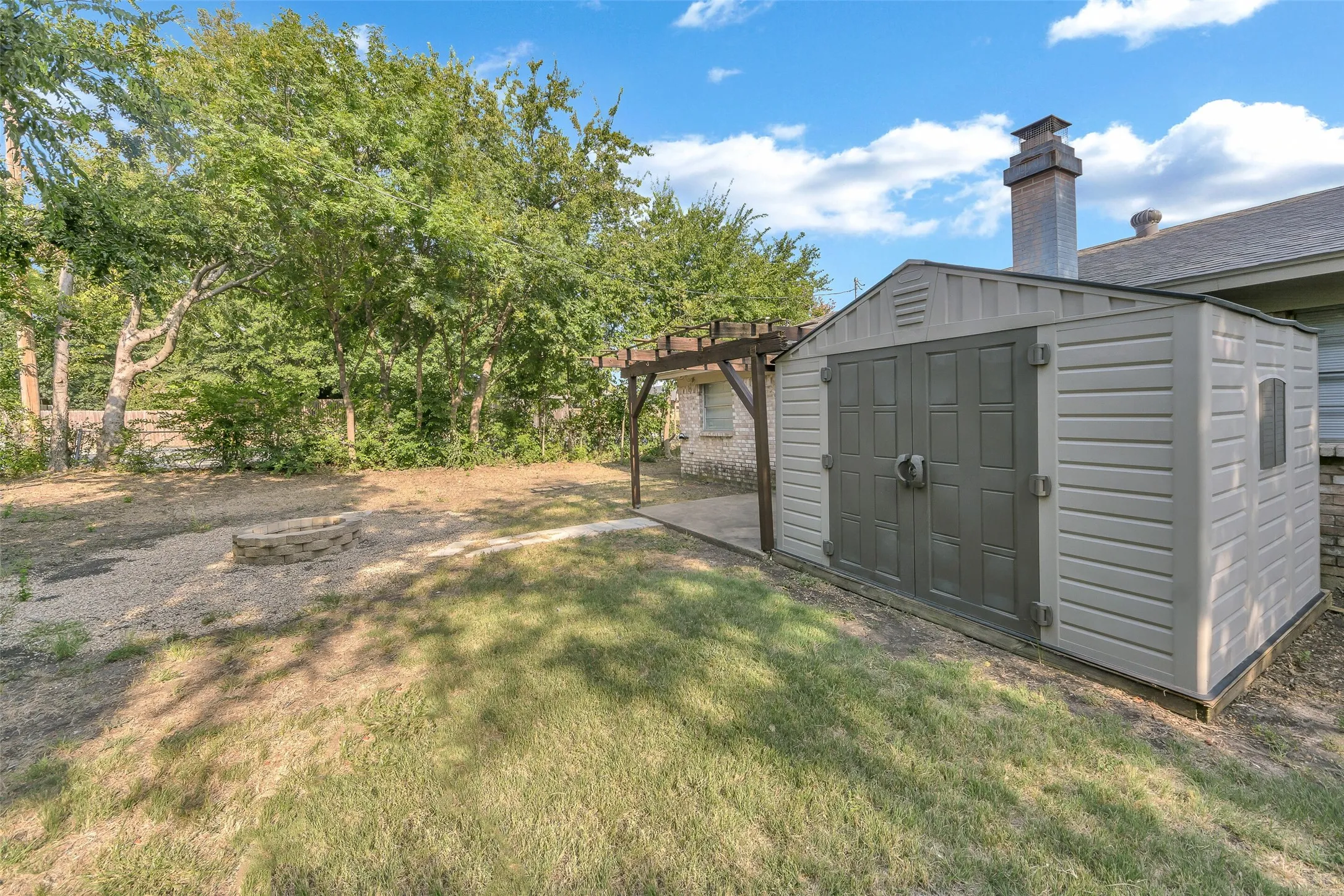Single Family Residence For Rent in Tarrant County , 6800 Yorkston Street, Watauga, Texas 76148, 4 Bedroom, 2 Bathroom, 2 Garage spaces, 1,354 Sqft, built in 1973, mls#21352978, Real Estate Agent in Watauga, Homes For Rent in Tarrant county, Homes For Rent in Watauga, Realtor in Watauga Texas, Real Estate Brokerage Independent Realty Texas, Luminita Cordes Realtor
