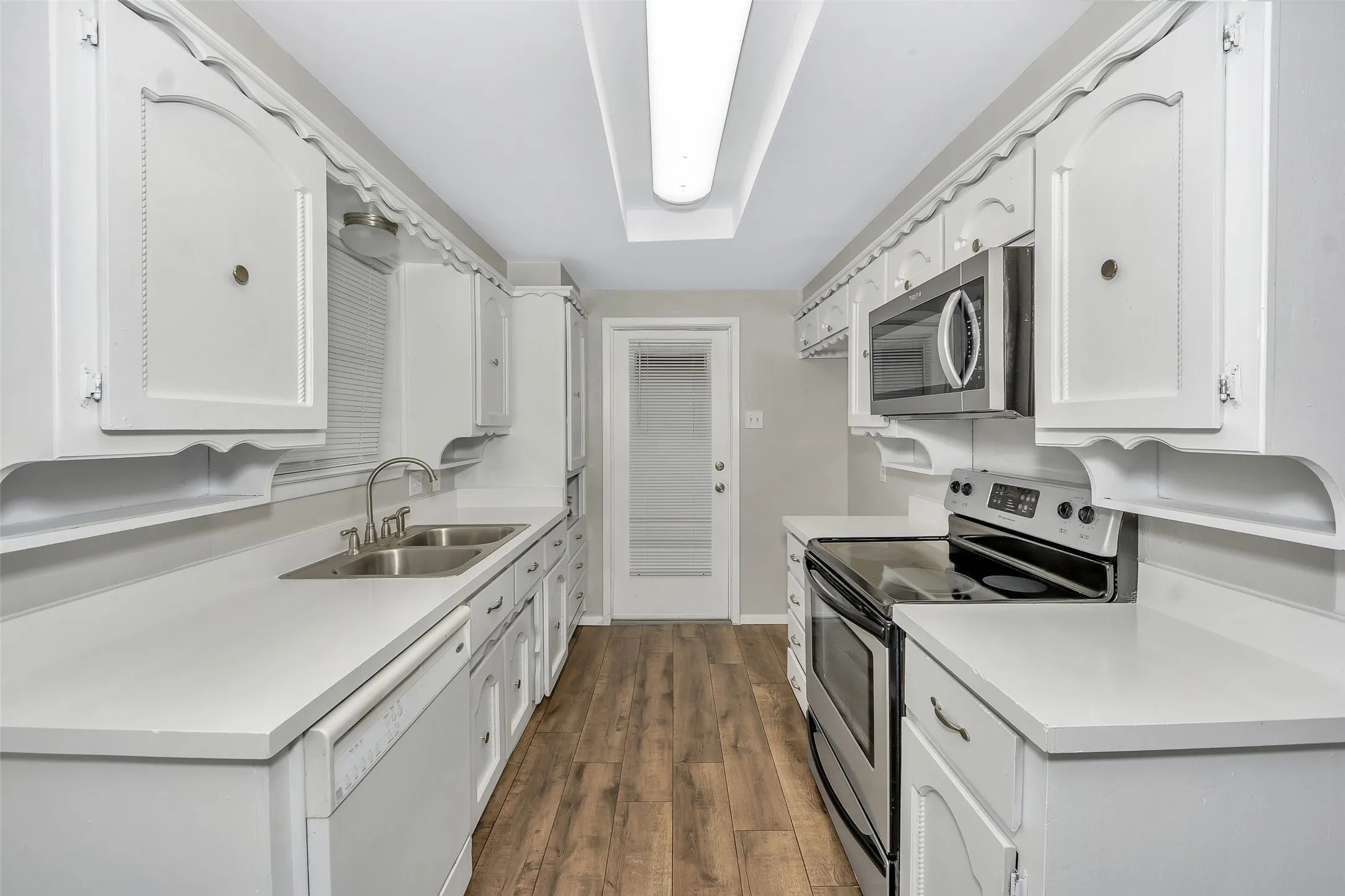 Single Family Residence For Rent in Tarrant County , 6800 Yorkston Street, Watauga, Texas 76148, 4 Bedroom, 2 Bathroom, 2 Garage spaces, 1,354 Sqft, built in 1973, mls#21352978, Real Estate Agent in Watauga, Homes For Rent in Tarrant county, Homes For Rent in Watauga, Realtor in Watauga Texas, Real Estate Brokerage Independent Realty Texas, Luminita Cordes Realtor