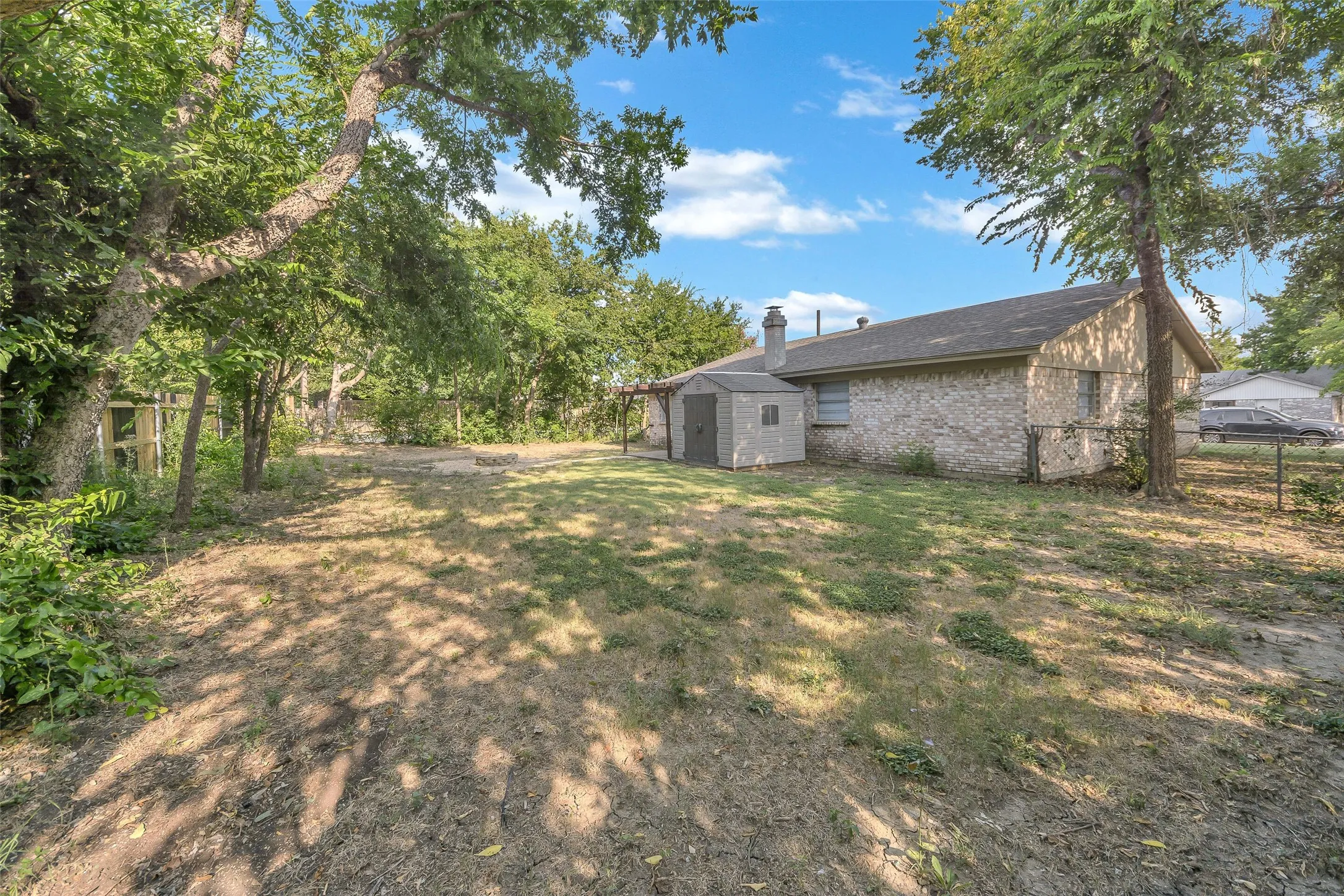 Single Family Residence For Rent in Tarrant County , 6800 Yorkston Street, Watauga, Texas 76148, 4 Bedroom, 2 Bathroom, 2 Garage spaces, 1,354 Sqft, built in 1973, mls#21352978, Real Estate Agent in Watauga, Homes For Rent in Tarrant county, Homes For Rent in Watauga, Realtor in Watauga Texas, Real Estate Brokerage Independent Realty Texas, Luminita Cordes Realtor