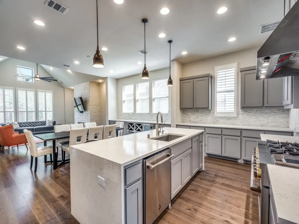 Single Family Residence For Rent in Collin County , 905 Asbury Drive, Allen, Texas 75013, 4 Bedroom, 6 Bathroom, 3 Garage spaces, 4,179 Sqft, built in 2020, mls#21352938, Real Estate Agent in Allen, Homes For Rent in Collin county, Homes For Rent in Allen, Realtor in Allen Texas, Real Estate Brokerage Independent Realty Texas, Luminita Cordes Realtor