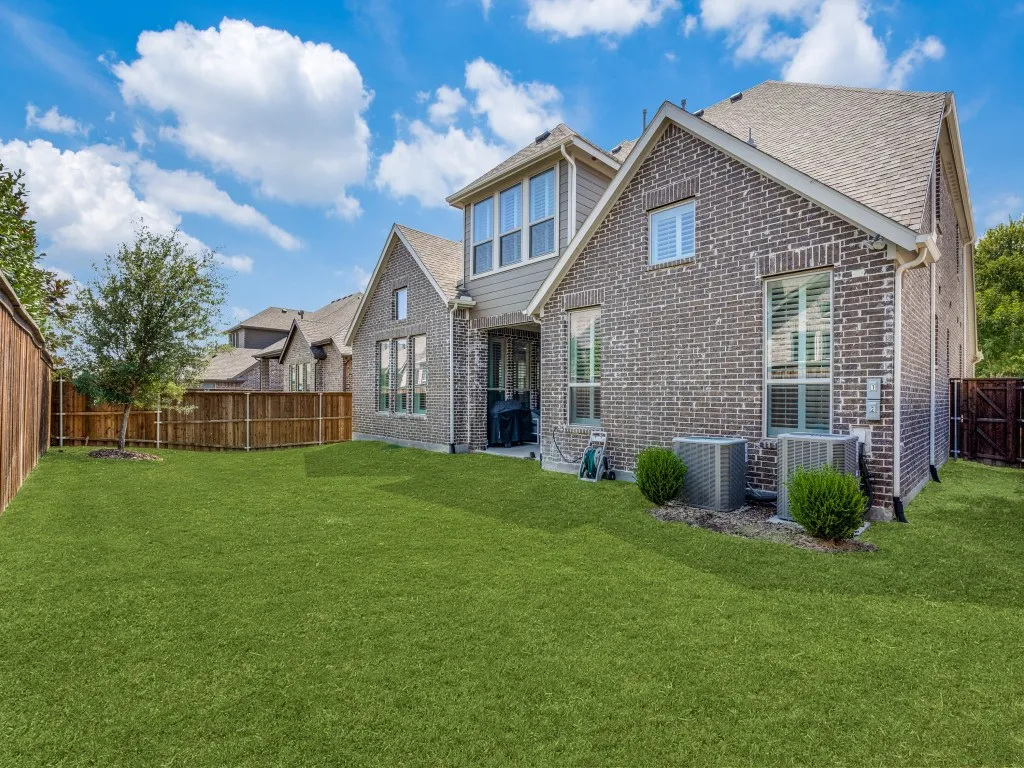 Single Family Residence For Rent in Collin County , 905 Asbury Drive, Allen, Texas 75013, 4 Bedroom, 6 Bathroom, 3 Garage spaces, 4,179 Sqft, built in 2020, mls#21352938, Real Estate Agent in Allen, Homes For Rent in Collin county, Homes For Rent in Allen, Realtor in Allen Texas, Real Estate Brokerage Independent Realty Texas, Luminita Cordes Realtor