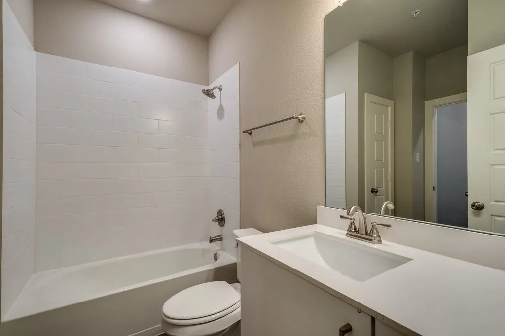 Apartment For Rent in Ellis County , 635 Harvest Moon Drive, Venus, Texas 76084, 2 Bedroom, 2 Bathroom, 1 Garage spaces, 1,134 Sqft, built in 2022, mls#21352993, Real Estate Agent in Venus, Homes For Rent in Ellis county, Homes For Rent in Venus, Realtor in Venus Texas, Real Estate Brokerage Independent Realty Texas, Luminita Cordes Realtor