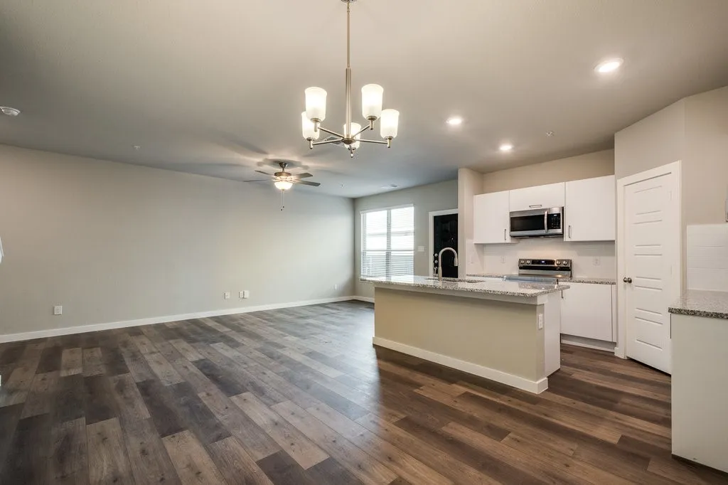 Apartment For Rent in Ellis County , 635 Harvest Moon Drive, Venus, Texas 76084, 2 Bedroom, 2 Bathroom, 1 Garage spaces, 1,134 Sqft, built in 2022, mls#21352993, Real Estate Agent in Venus, Homes For Rent in Ellis county, Homes For Rent in Venus, Realtor in Venus Texas, Real Estate Brokerage Independent Realty Texas, Luminita Cordes Realtor