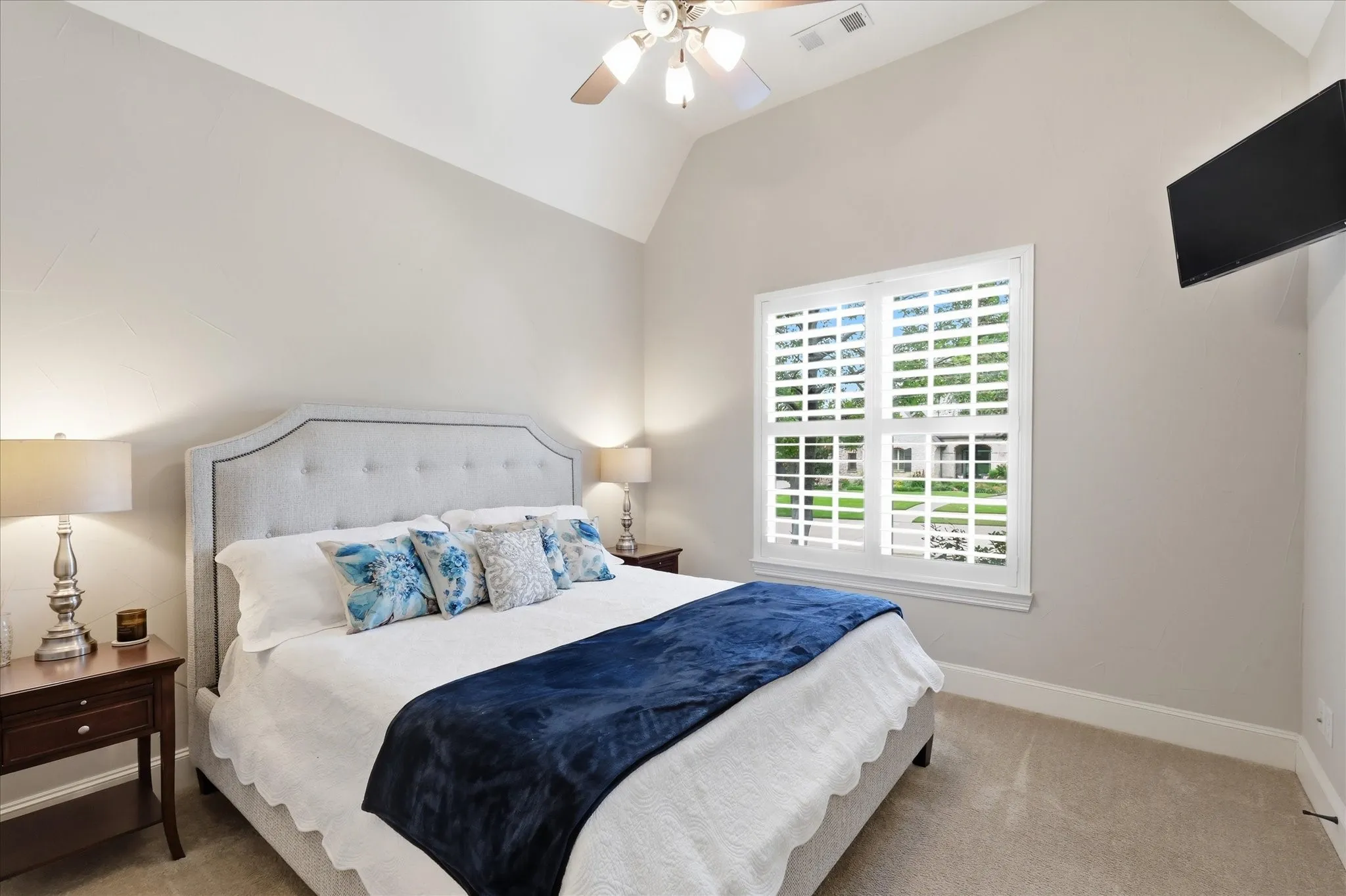 Single Family Residence For Sale in Denton County , 1137 King Mark Drive, Lewisville, Texas 75056, 5 Bedroom, 5 Bathroom, 3 Garage spaces, 4,655 Sqft, built in 2005, mls#21350673, Real Estate Agent in Lewisville, Homes For Sale in Denton county, Homes For Sale in Lewisville, Realtor in Lewisville Texas, Real Estate Brokerage Independent Realty Texas, Luminita Cordes Realtor