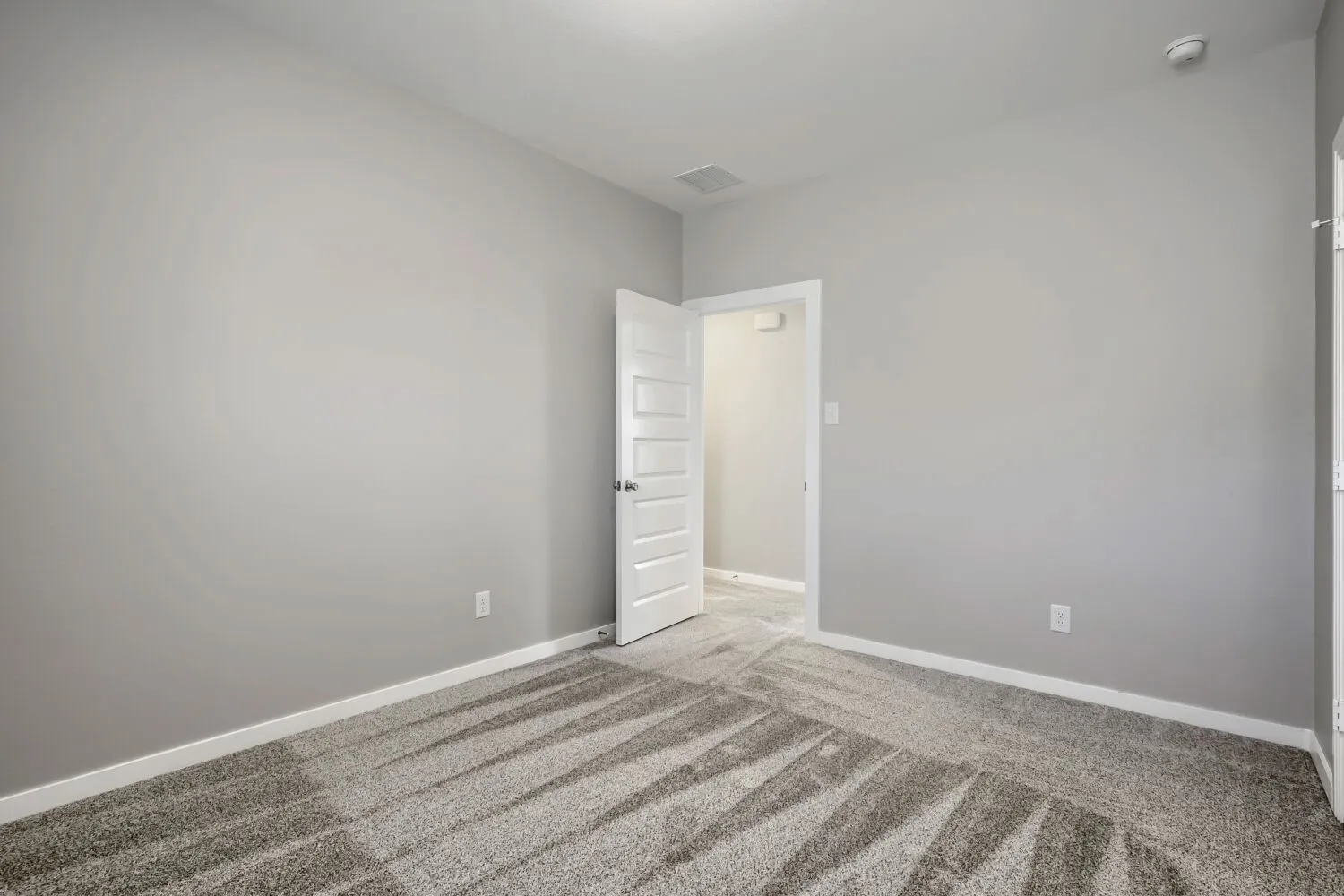 Single Family Residence For Sale in Kaufman County , 3925 Chesapeake Lane, Heartland, Texas 75126, 4 Bedroom, 3 Bathroom, 2 Garage spaces, 2,378 Sqft, built in 2022, mls#21352562, Real Estate Agent in Heartland, Homes For Sale in Kaufman county, Homes For Sale in Heartland, Realtor in Heartland Texas, Real Estate Brokerage Independent Realty Texas, Luminita Cordes Realtor