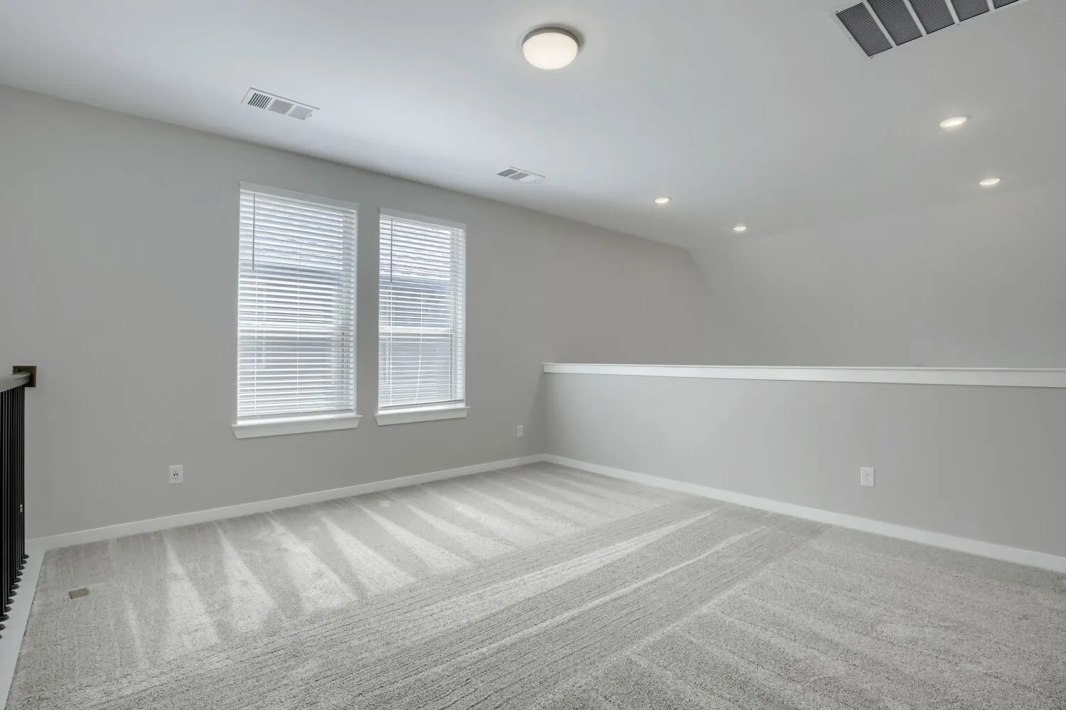 Single Family Residence For Sale in Kaufman County , 3925 Chesapeake Lane, Heartland, Texas 75126, 4 Bedroom, 3 Bathroom, 2 Garage spaces, 2,378 Sqft, built in 2022, mls#21352562, Real Estate Agent in Heartland, Homes For Sale in Kaufman county, Homes For Sale in Heartland, Realtor in Heartland Texas, Real Estate Brokerage Independent Realty Texas, Luminita Cordes Realtor