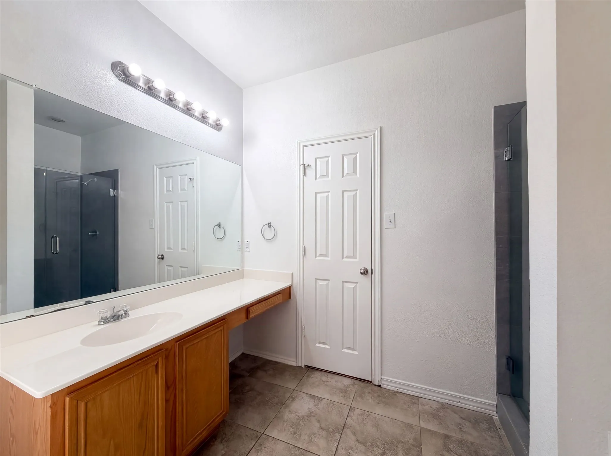 Single Family Residence For Sale in Denton County , 10312 Franklin Drive, Providence Village, Texas 76227, 4 Bedroom, 3 Bathroom, 2 Garage spaces, 2,010 Sqft, built in 2005, mls#21353005, Real Estate Agent in Providence Village, Homes For Sale in Denton county, Homes For Sale in Providence Village, Realtor in Providence Village Texas, Real Estate Brokerage Independent Realty Texas, Luminita Cordes Realtor