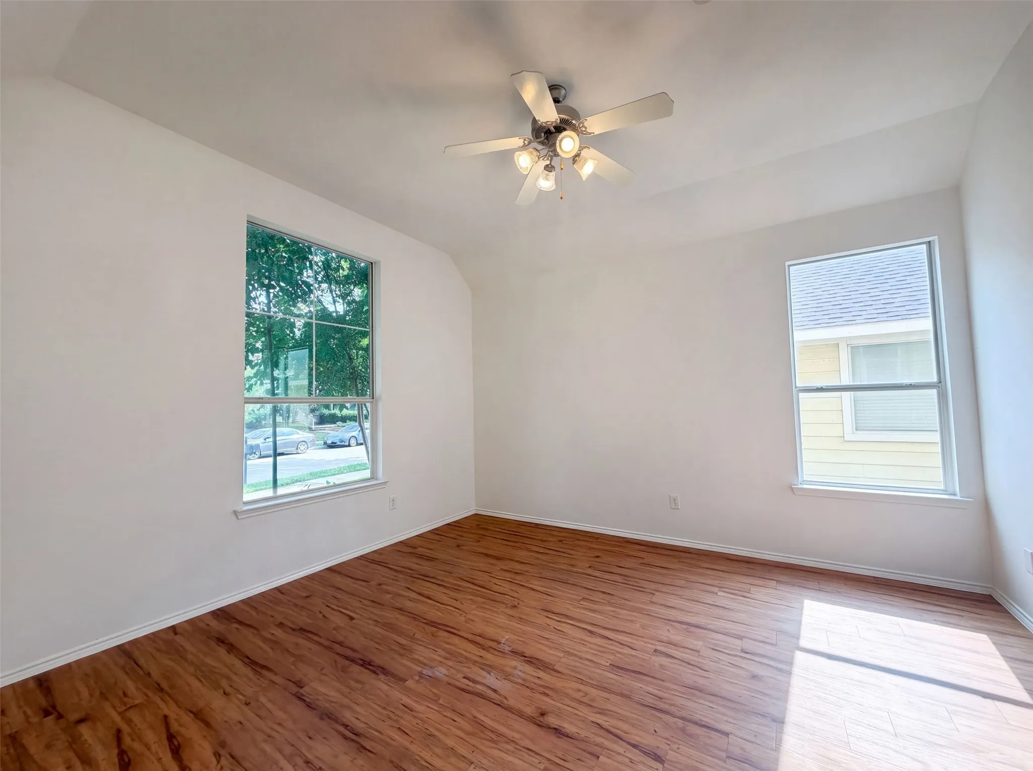 Single Family Residence For Sale in Denton County , 10312 Franklin Drive, Providence Village, Texas 76227, 4 Bedroom, 3 Bathroom, 2 Garage spaces, 2,010 Sqft, built in 2005, mls#21353005, Real Estate Agent in Providence Village, Homes For Sale in Denton county, Homes For Sale in Providence Village, Realtor in Providence Village Texas, Real Estate Brokerage Independent Realty Texas, Luminita Cordes Realtor