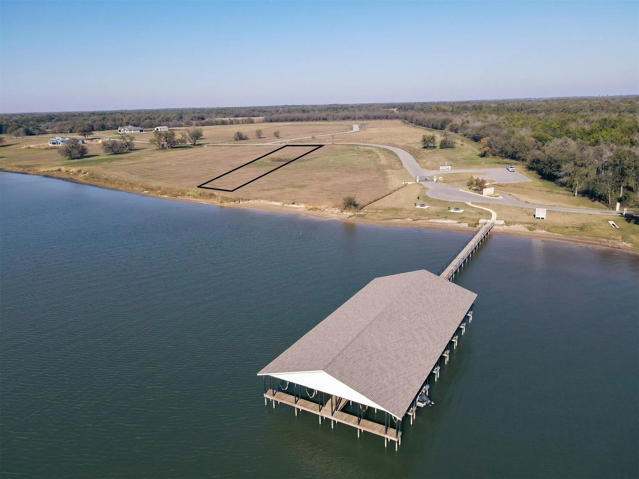 Unimproved Land For Sale in Navarro County , Lot 3 Triangle Shores Drive, Corsicana, Texas 75109, 0, 0, Garage spaces, 0 Sqft, built in 0, Price $279,999, mls#21352981, Real Estate Agent in Corsicana, Homes For Sale in Navarro county, Homes For Sale in Corsicana, Realtor in Corsicana Texas, Real Estate Brokerage Independent Realty Texas, Luminita Cordes Realtor