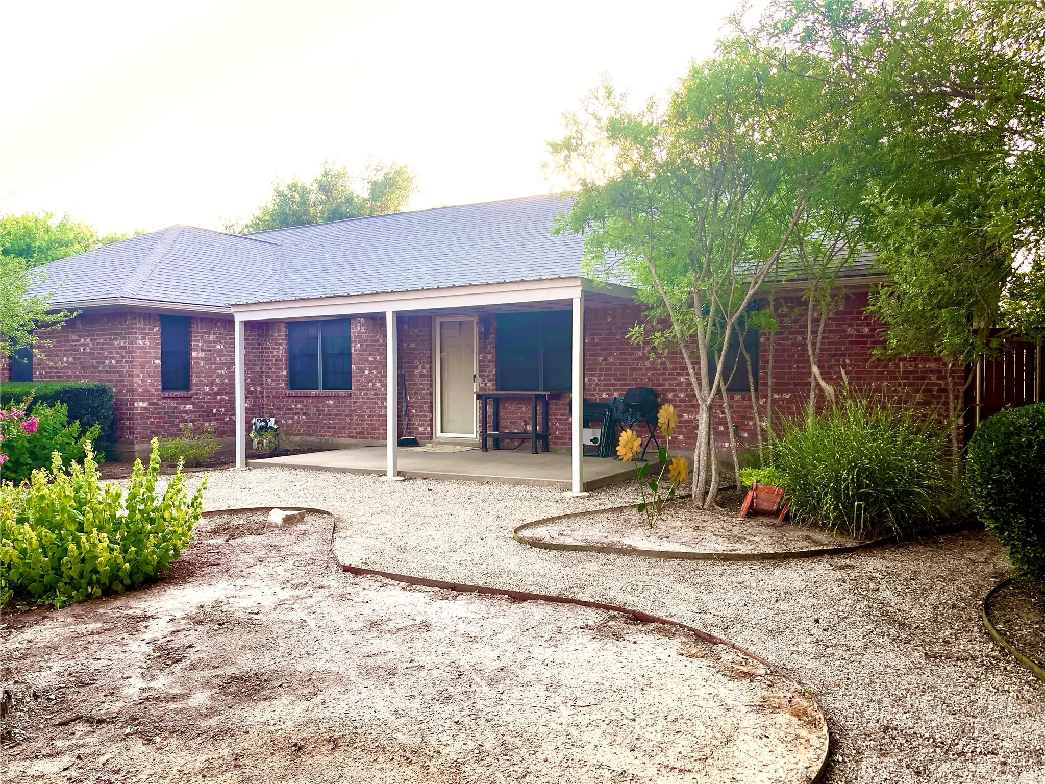 Single Family Residence For Sale in Erath County , 634 Maplewood Drive, Stephenville, Texas 76401, 3 Bedroom, 2 Bathroom, 2 Garage spaces, 1,689 Sqft, built in 2001, mls#21347895, Real Estate Agent in Stephenville, Homes For Sale in Erath county, Homes For Sale in Stephenville, Realtor in Stephenville Texas, Real Estate Brokerage Independent Realty Texas, Luminita Cordes Realtor
