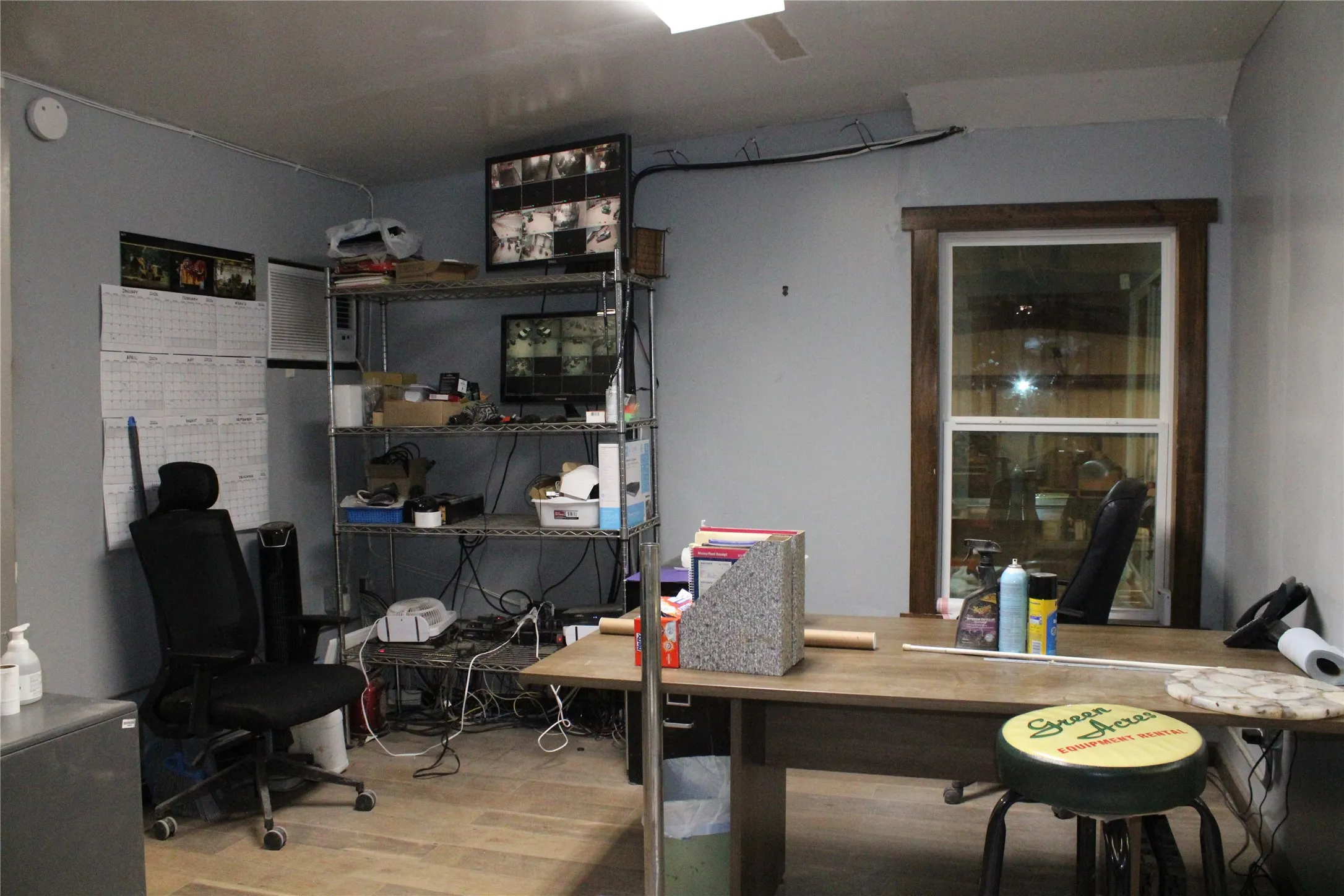 Business For Rent in Brown County , 1100 RIVERSIDE, Brownwood, Texas 76801, 0, 0, Garage spaces, 3,000 Sqft, built in 0, Price $5,500, mls#21352304, Real Estate Agent in Brownwood, Homes For Rent in Brown county, Homes For Rent in Brownwood, Realtor in Brownwood Texas, Real Estate Brokerage Independent Realty Texas, Luminita Cordes Realtor