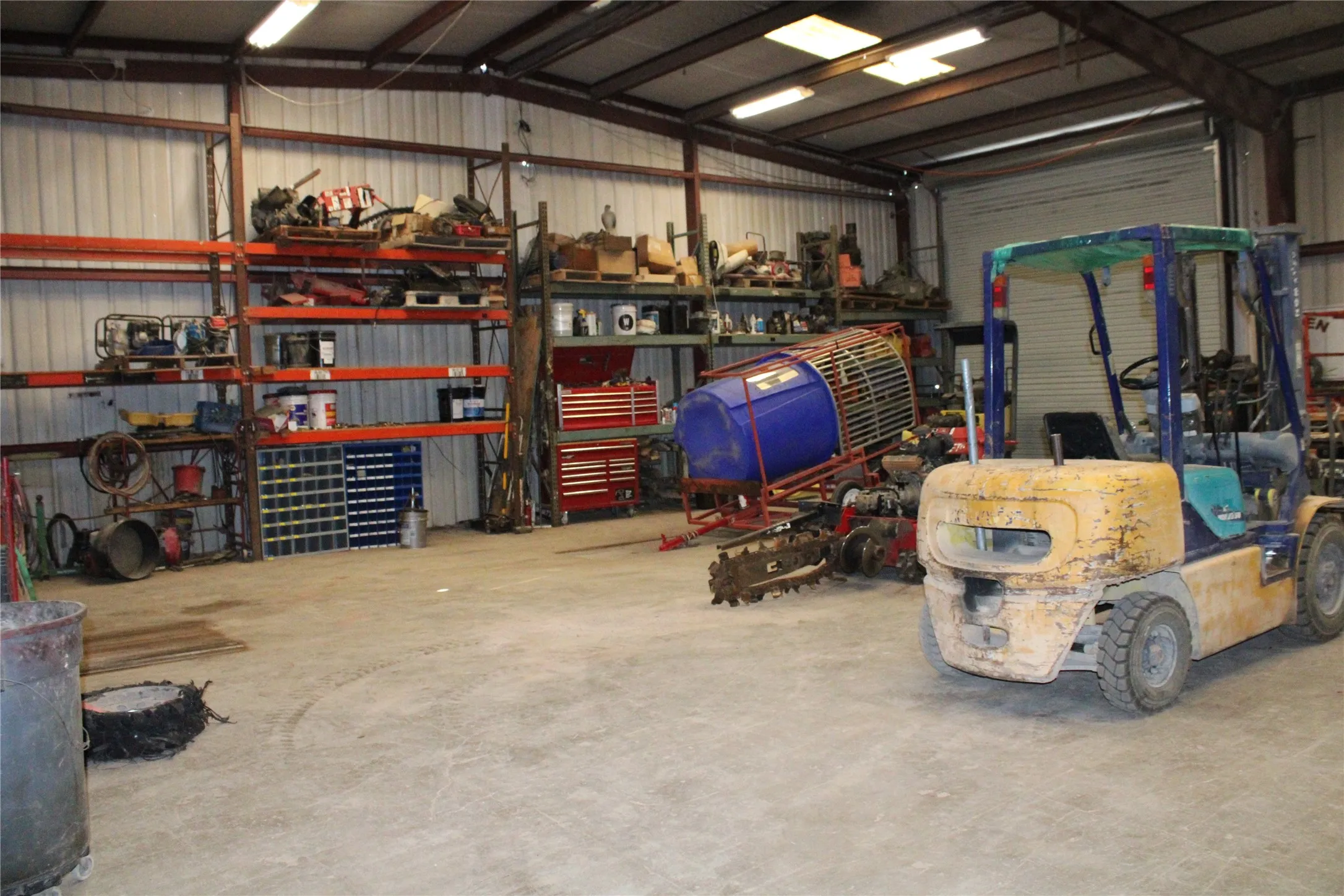 Business For Rent in Brown County , 1100 RIVERSIDE, Brownwood, Texas 76801, 0, 0, Garage spaces, 3,000 Sqft, built in 0, Price $5,500, mls#21352304, Real Estate Agent in Brownwood, Homes For Rent in Brown county, Homes For Rent in Brownwood, Realtor in Brownwood Texas, Real Estate Brokerage Independent Realty Texas, Luminita Cordes Realtor