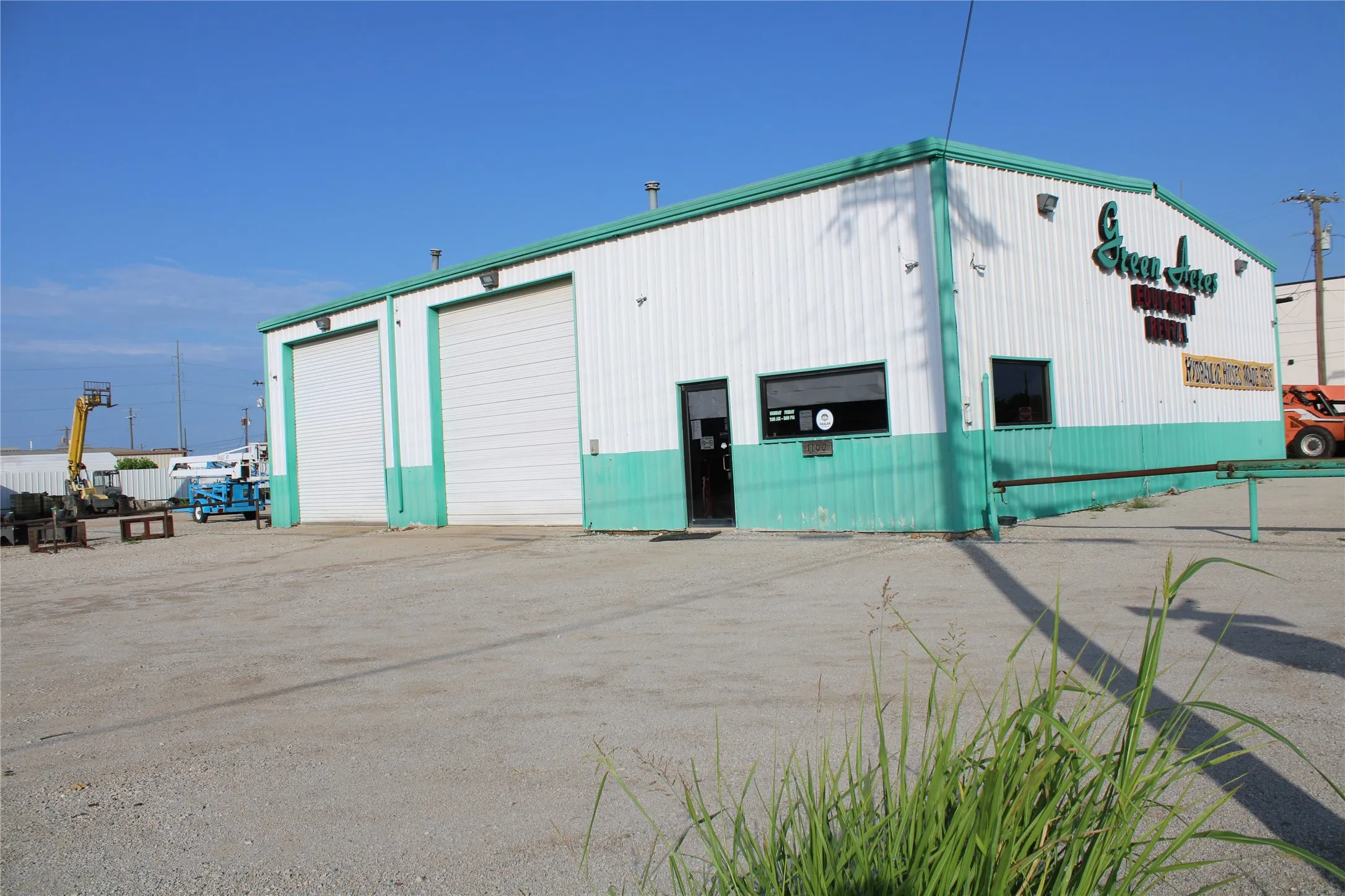 Business For Rent in Brown County , 1100 RIVERSIDE, Brownwood, Texas 76801, 0, 0, Garage spaces, 3,000 Sqft, built in 0, Price $5,500, mls#21352304, Real Estate Agent in Brownwood, Homes For Rent in Brown county, Homes For Rent in Brownwood, Realtor in Brownwood Texas, Real Estate Brokerage Independent Realty Texas, Luminita Cordes Realtor