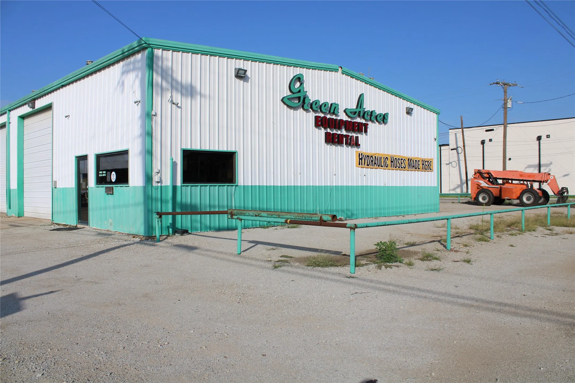 Business For Rent in Brown County , 1100 RIVERSIDE, Brownwood, Texas 76801, 0, 0, Garage spaces, 3,000 Sqft, built in 0, Price $5,500, mls#21352304, Real Estate Agent in Brownwood, Homes For Rent in Brown county, Homes For Rent in Brownwood, Realtor in Brownwood Texas, Real Estate Brokerage Independent Realty Texas, Luminita Cordes Realtor