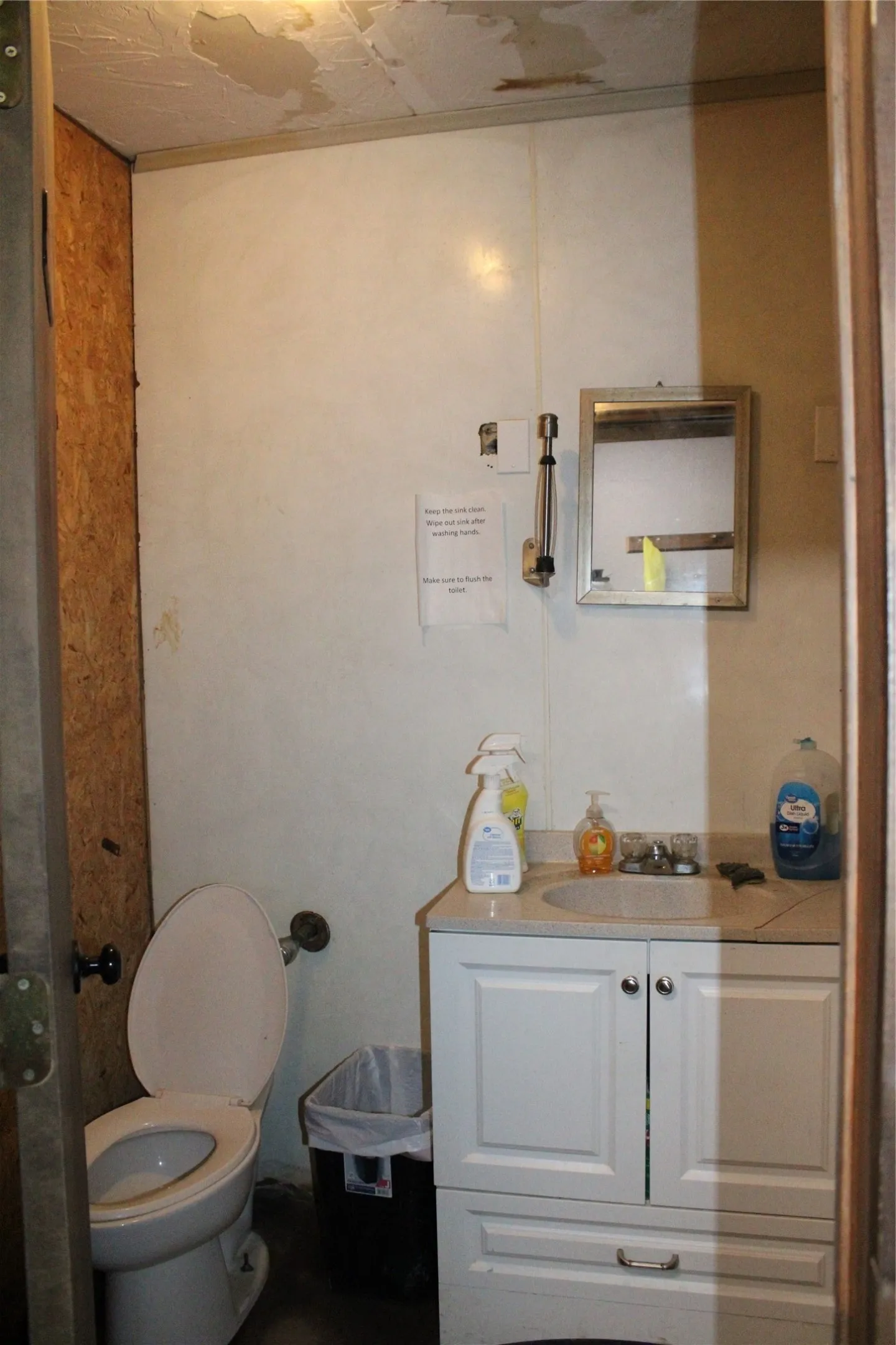 Business For Rent in Brown County , 1100 RIVERSIDE, Brownwood, Texas 76801, 0, 0, Garage spaces, 3,000 Sqft, built in 0, Price $5,500, mls#21352304, Real Estate Agent in Brownwood, Homes For Rent in Brown county, Homes For Rent in Brownwood, Realtor in Brownwood Texas, Real Estate Brokerage Independent Realty Texas, Luminita Cordes Realtor