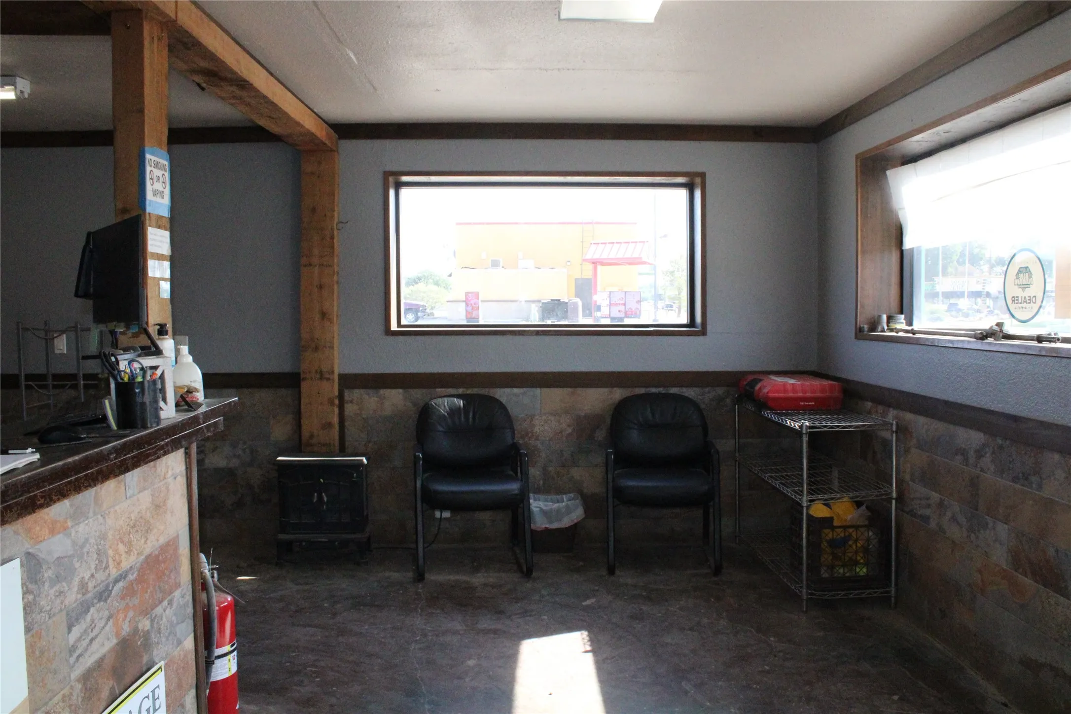 Business For Rent in Brown County , 1100 RIVERSIDE, Brownwood, Texas 76801, 0, 0, Garage spaces, 3,000 Sqft, built in 0, Price $5,500, mls#21352304, Real Estate Agent in Brownwood, Homes For Rent in Brown county, Homes For Rent in Brownwood, Realtor in Brownwood Texas, Real Estate Brokerage Independent Realty Texas, Luminita Cordes Realtor