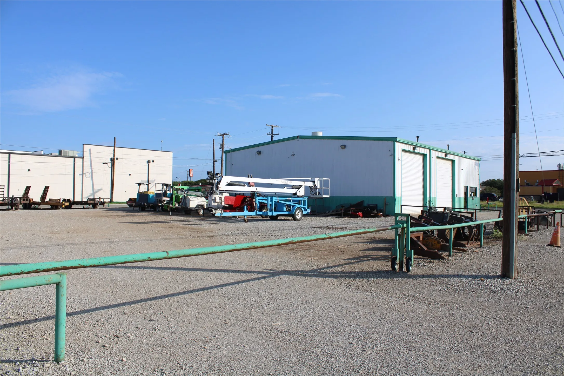 Business For Rent in Brown County , 1100 RIVERSIDE, Brownwood, Texas 76801, 0, 0, Garage spaces, 3,000 Sqft, built in 0, Price $5,500, mls#21352304, Real Estate Agent in Brownwood, Homes For Rent in Brown county, Homes For Rent in Brownwood, Realtor in Brownwood Texas, Real Estate Brokerage Independent Realty Texas, Luminita Cordes Realtor