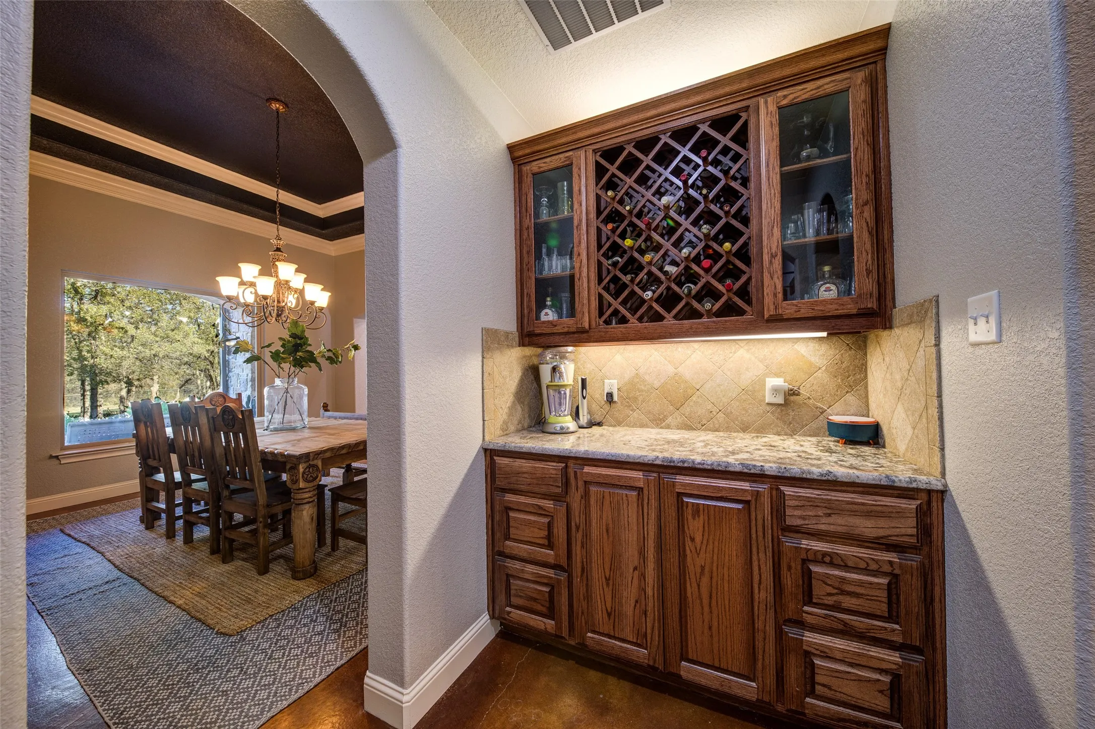Farm For Sale in Wise County , 9199 Farm to Market 1810, Chico, Texas 76431, 6 Bedrooms, 6 Bathrooms, 5 Garage spaces, 7,140 Sqft, built in 2016, Price $1,920,000, mls#21352441, Real Estate Agent in Chico, Homes For Sale in Wise county, Homes For Sale in Chico, Realtor in Chico Texas, Real Estate Brokerage Independent Realty Texas, Luminita Cordes Realtor