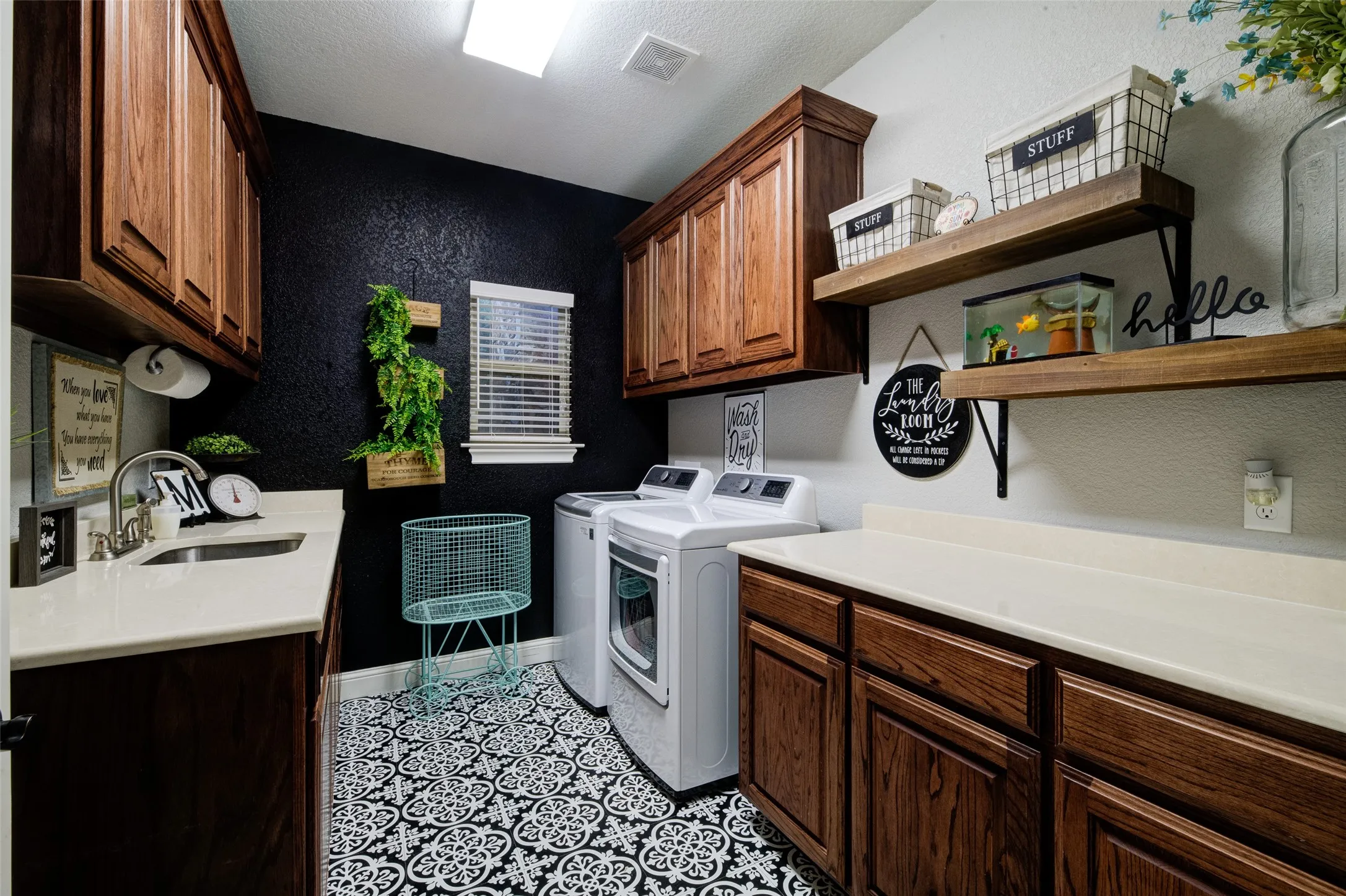 Farm For Sale in Wise County , 9199 Farm to Market 1810, Chico, Texas 76431, 6 Bedrooms, 6 Bathrooms, 5 Garage spaces, 7,140 Sqft, built in 2016, Price $1,920,000, mls#21352441, Real Estate Agent in Chico, Homes For Sale in Wise county, Homes For Sale in Chico, Realtor in Chico Texas, Real Estate Brokerage Independent Realty Texas, Luminita Cordes Realtor